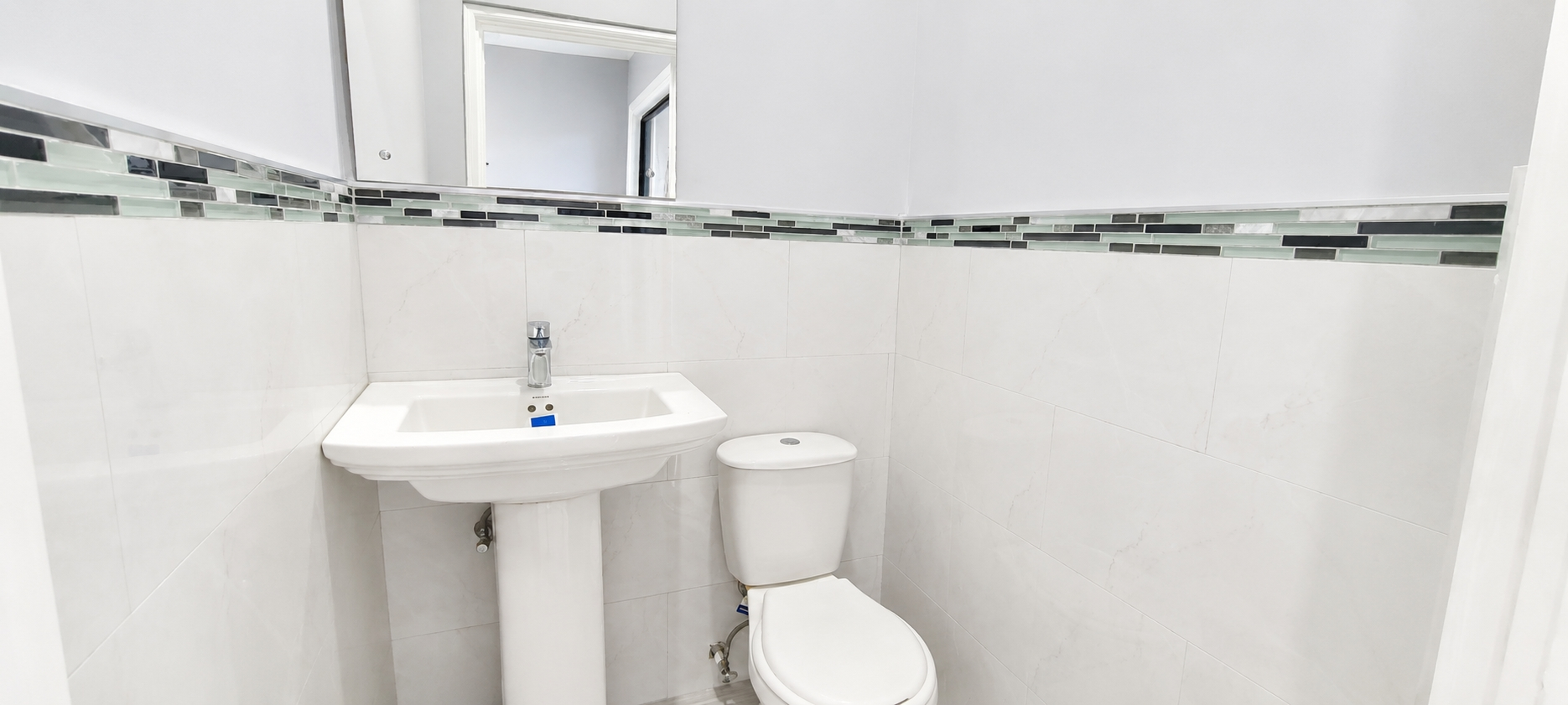 Apartment For Rent: SUNSET DRIVE, Kingston 8 | $200,000 photo 13