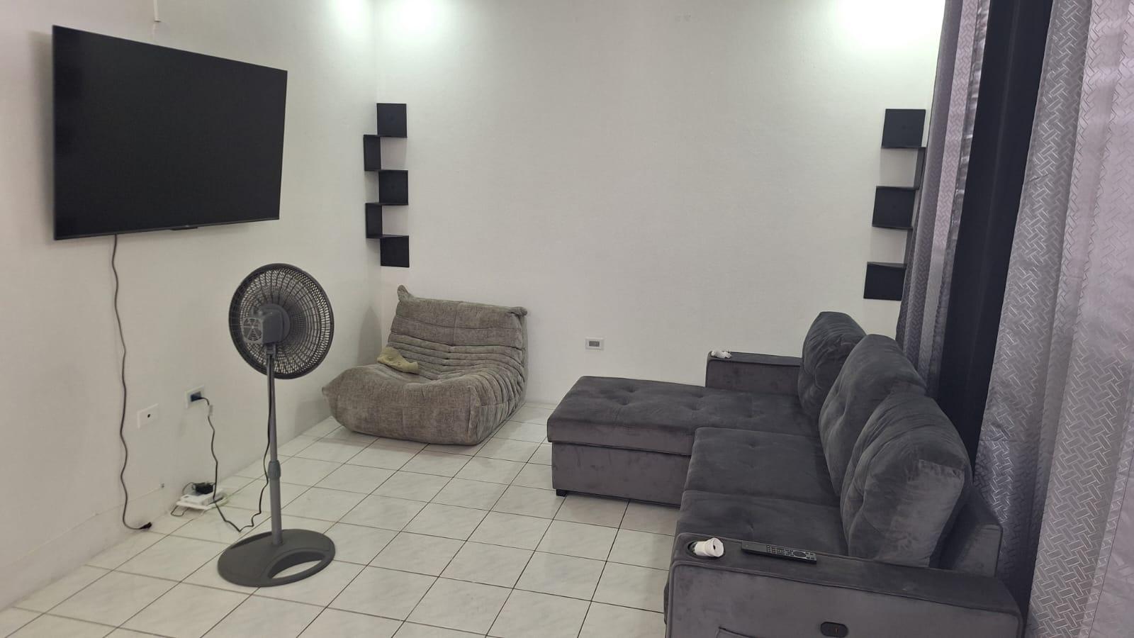 Apartment For Rent: HOPE ROAD, Kingston 6 | $120,000 photo 2