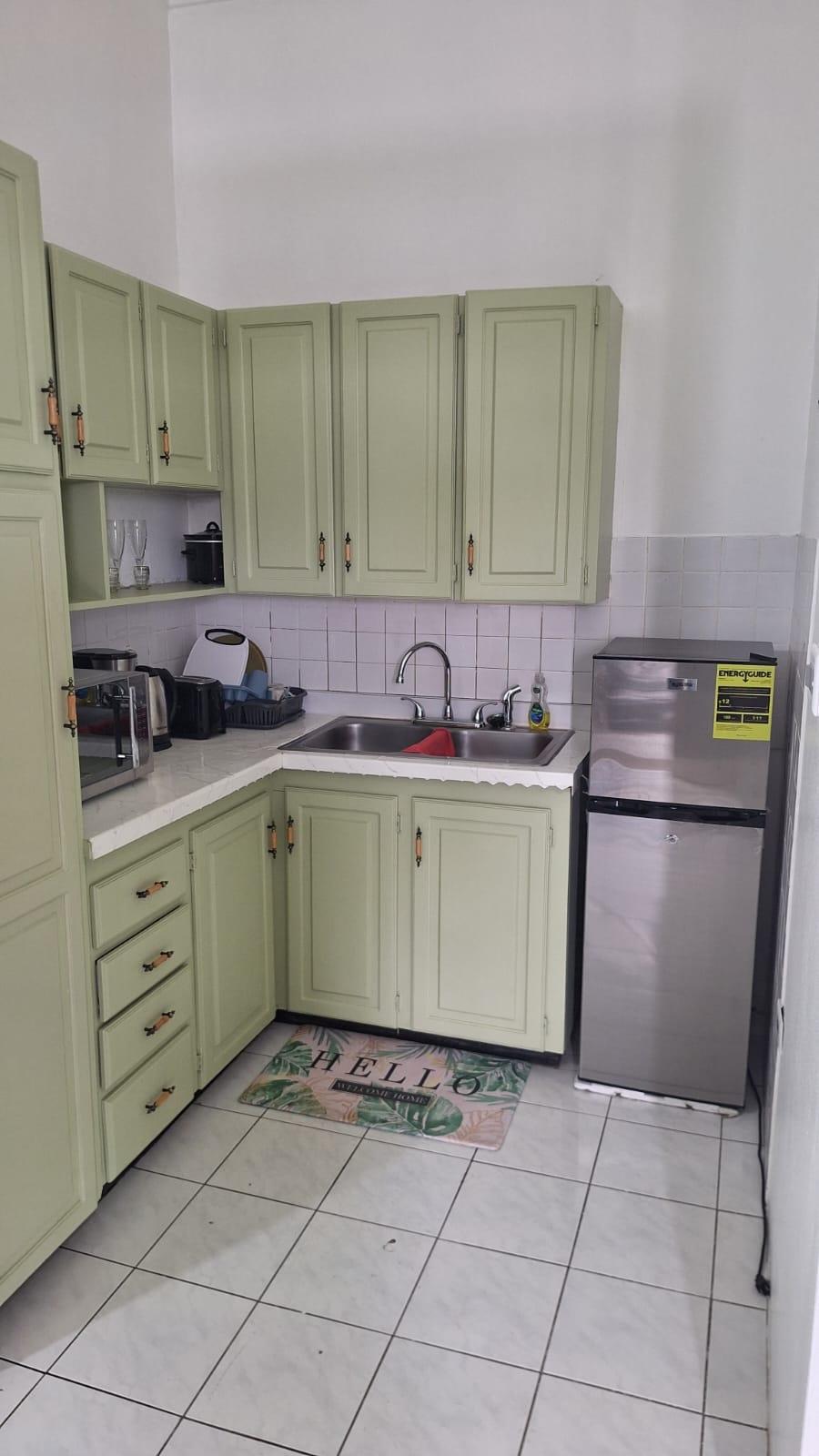 Apartment For Rent: HOPE ROAD, Kingston 6 | $120,000 photo 4