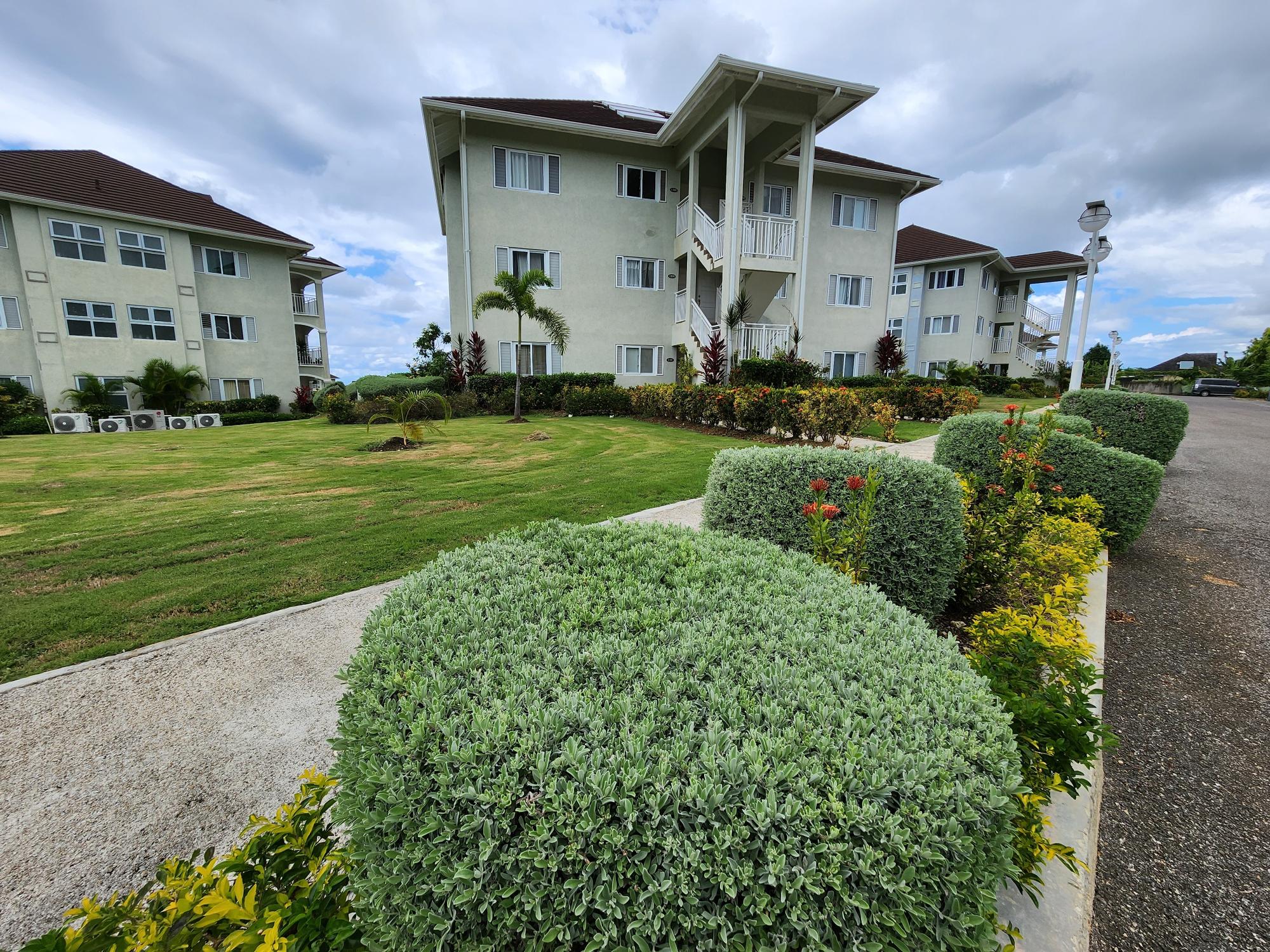 Apartment For Sale: RICHMOND ESTATES, St. Ann@~apos;s Bay | $57,000,000 photo 2
