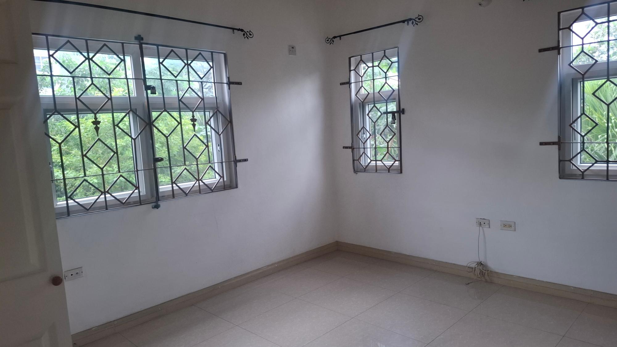 Apartment For Rent: ROEHAMPTON DRIVE, Kingston 19 | $160,000 photo 4