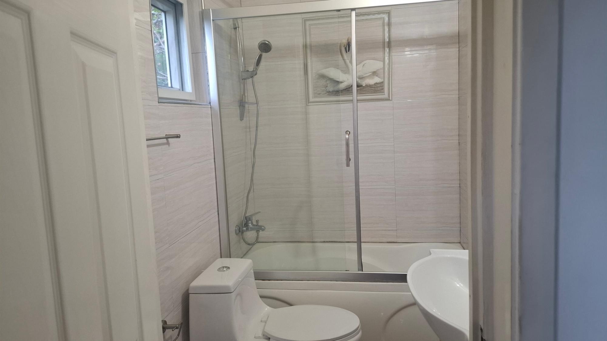 Apartment For Rent: ROEHAMPTON DRIVE, Kingston 19 | $160,000 photo 8