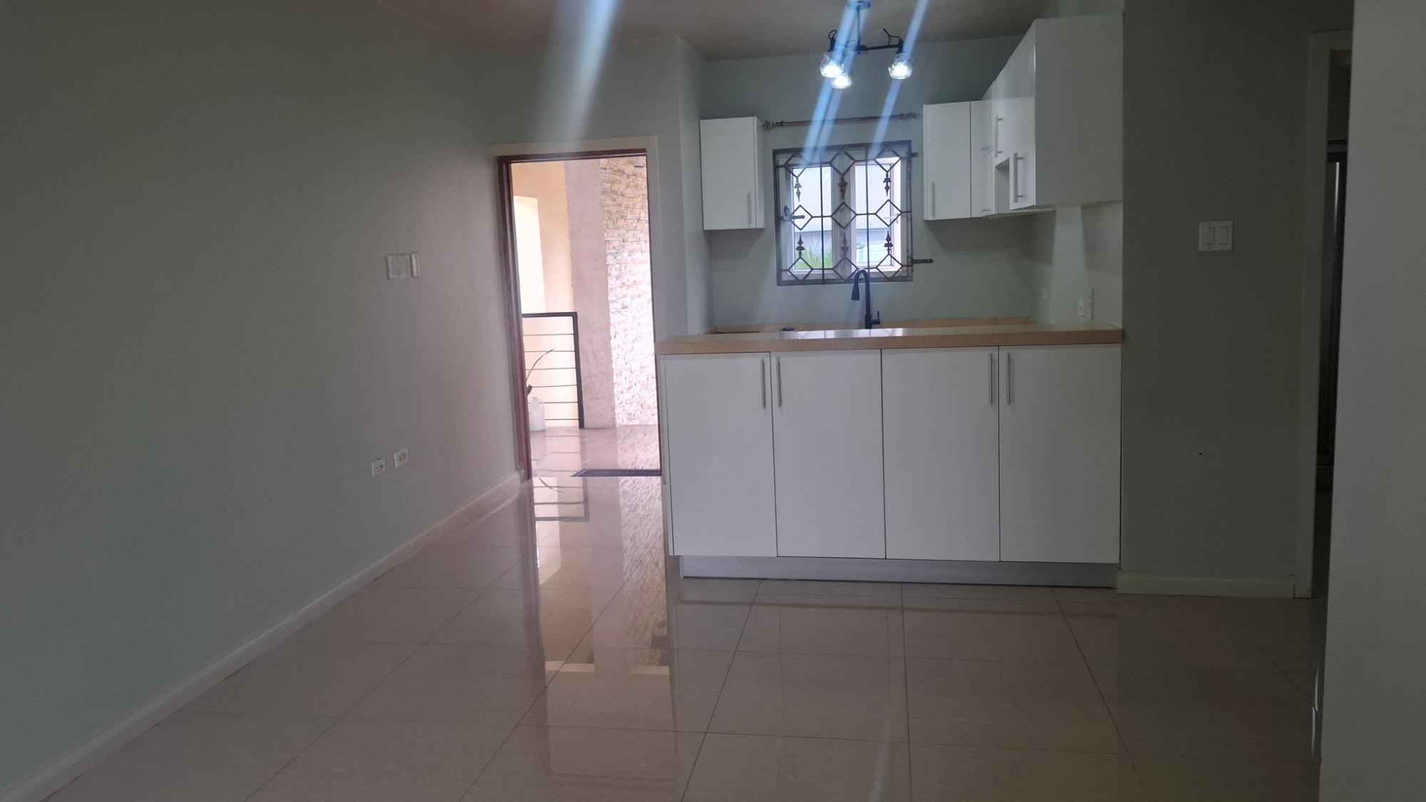 Apartment For Rent: ROEHAMPTON DRIVE, Kingston 19 | $160,000 photo 9