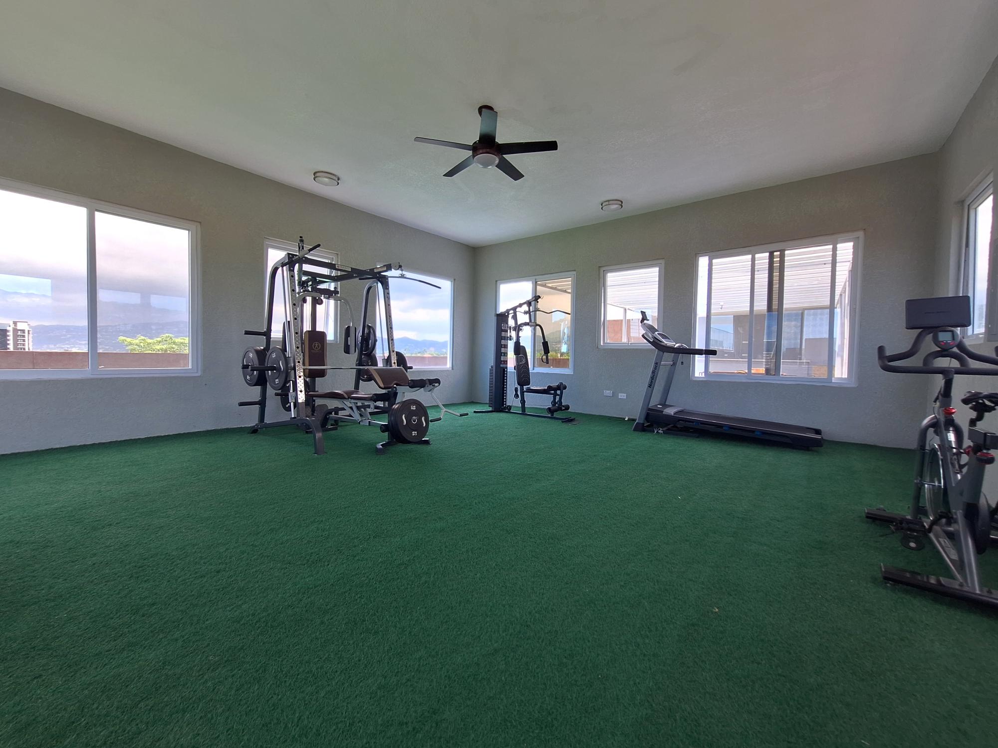 Apartment For Sale: SEAVIEW AVENUE, Kingston 5 | $300,000 photo 9