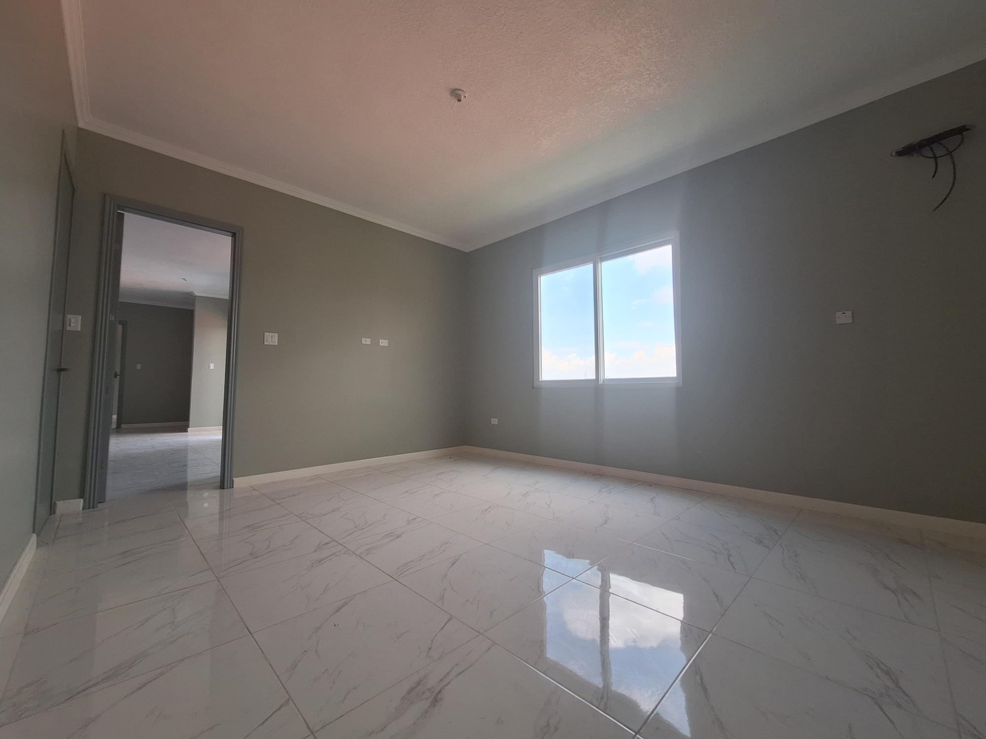 Apartment For Sale: SEAVIEW AVENUE, Kingston 5 | $300,000 photo 18