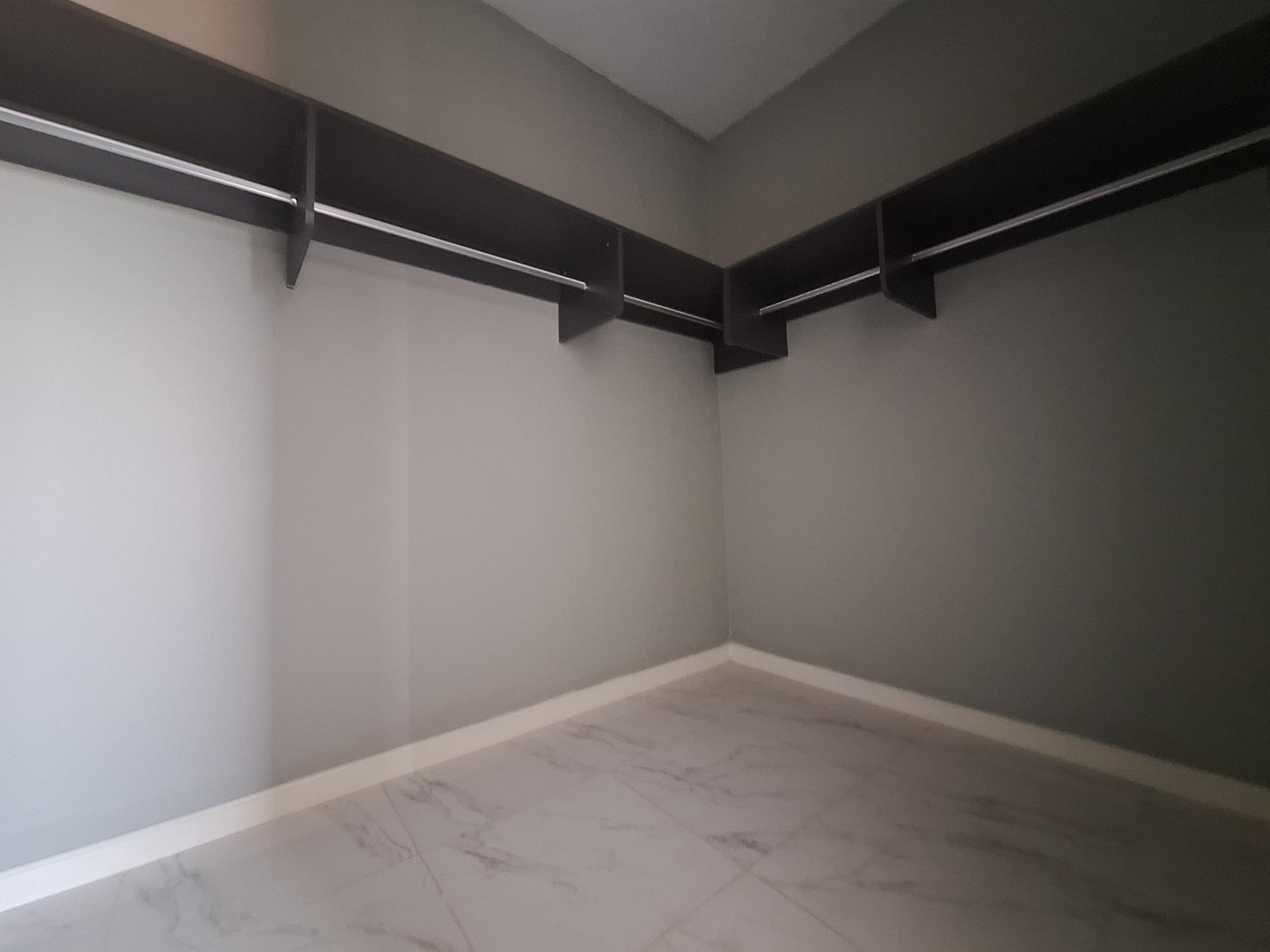 Apartment For Sale: SEAVIEW AVENUE, Kingston 5 | $300,000 photo 23