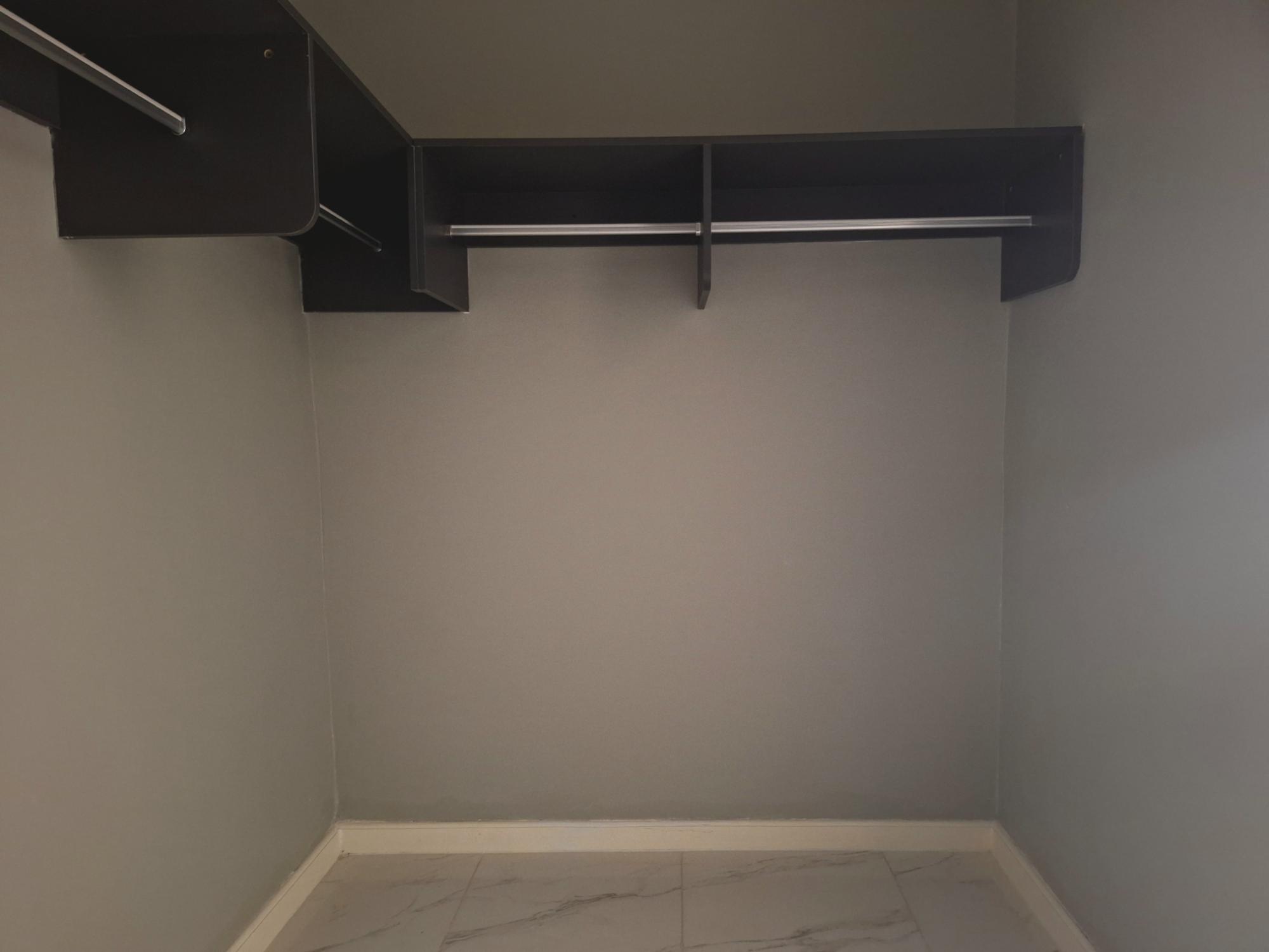 Apartment For Sale: SEAVIEW AVENUE, Kingston 5 | $300,000 photo 24