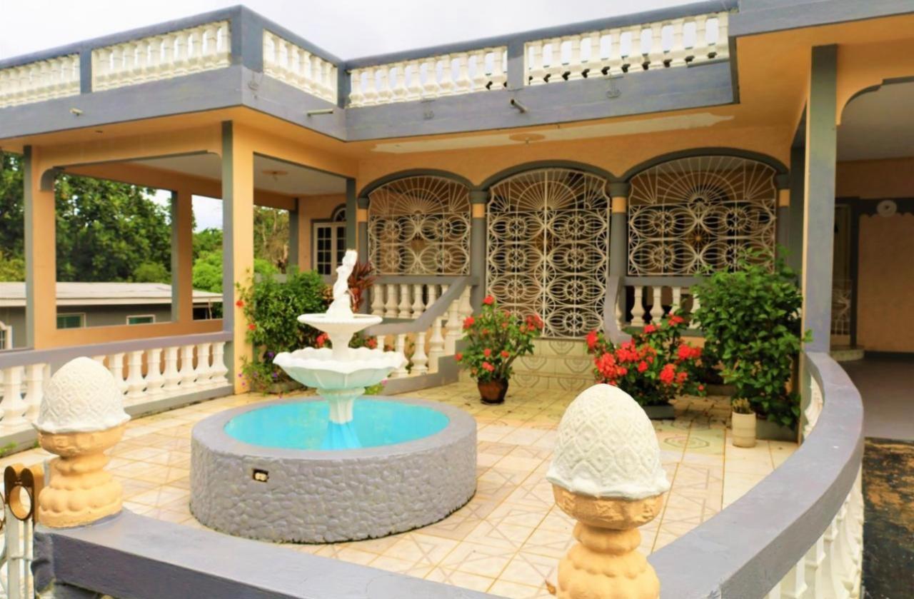 House For Sale: GREAT POND, OCHO RIOS, ST, Ocho Rios | $400,000 photo 4