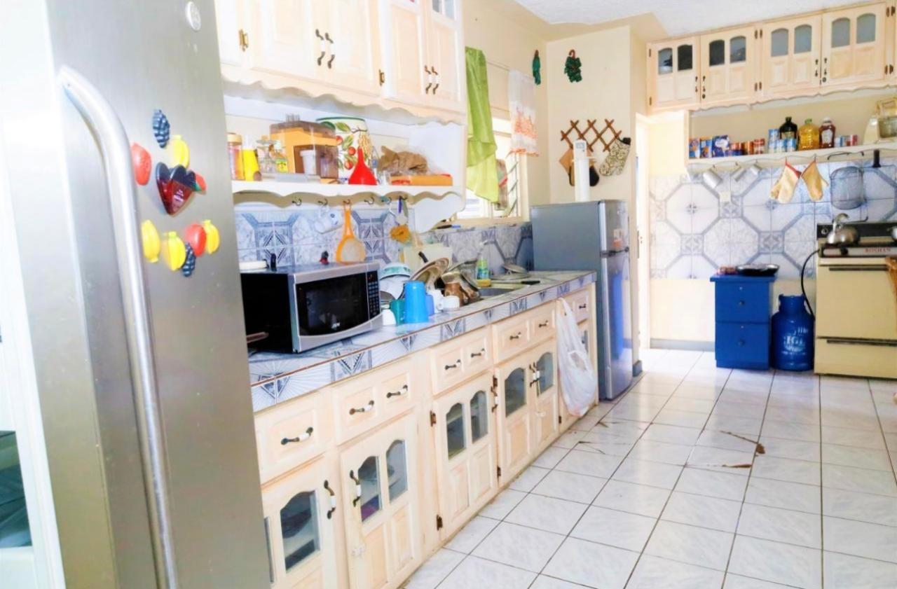 House For Sale: GREAT POND, OCHO RIOS, ST, Ocho Rios | $400,000 photo 6