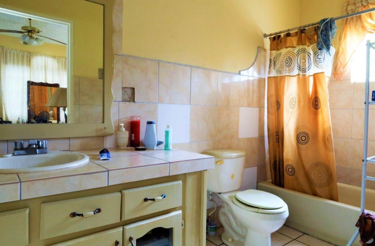 House For Sale: GREAT POND, OCHO RIOS, ST, Ocho Rios | $400,000 photo 12