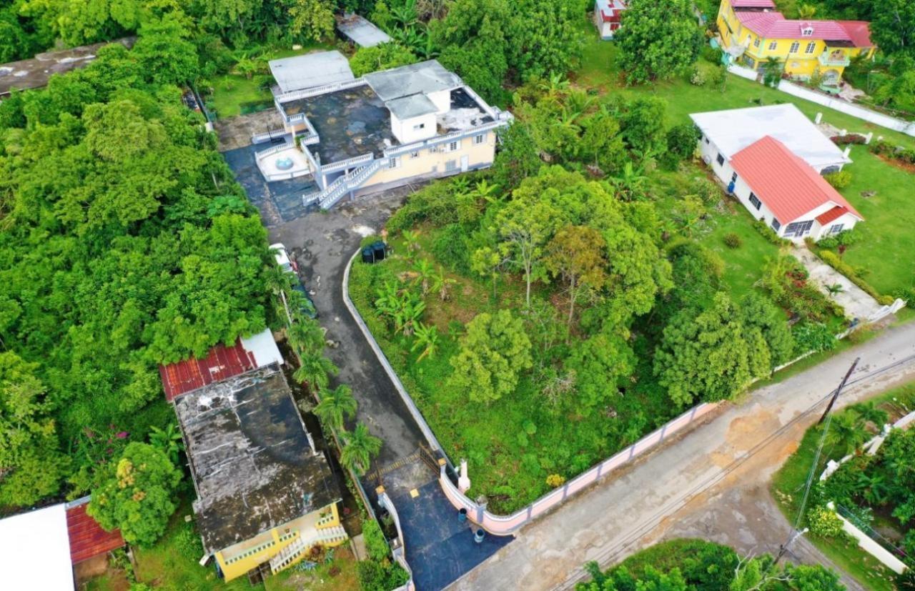 House For Sale: GREAT POND, OCHO RIOS, ST, Ocho Rios | $400,000 photo 15