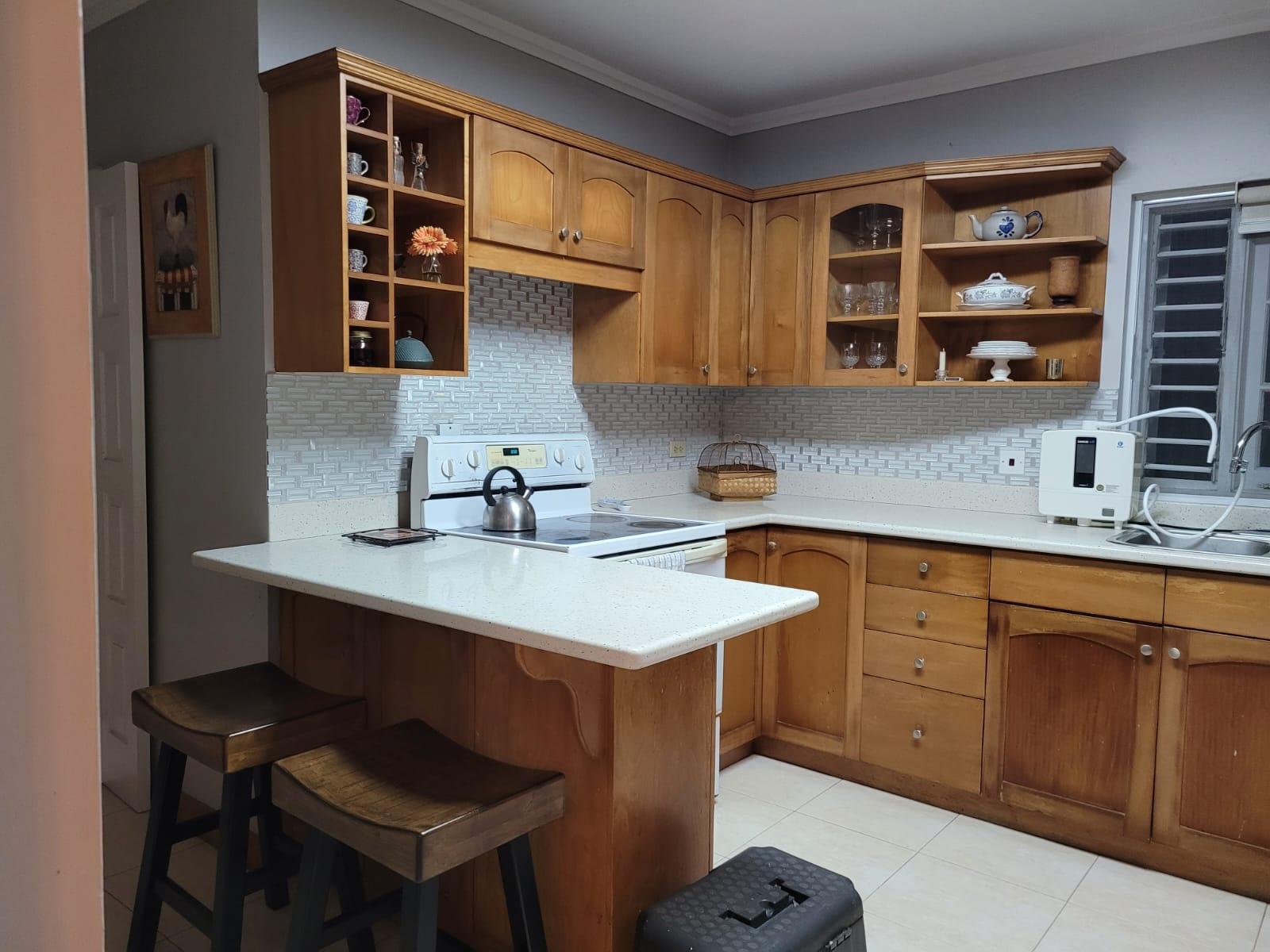 Apartment For Rent: CHERRY HILL DRIVE, Kingston 8 | $3,200 photo 5