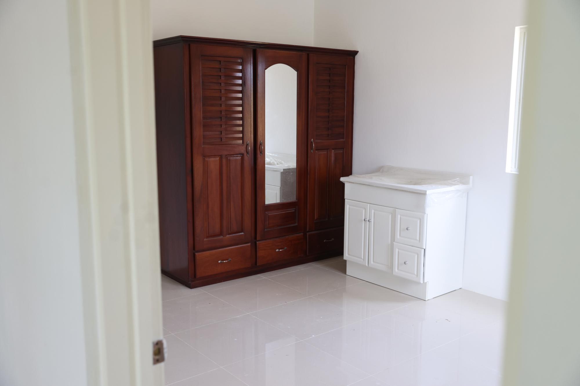 House For Sale: MENDEZ DRIVE, Byndloss | $55,000,000 photo 6