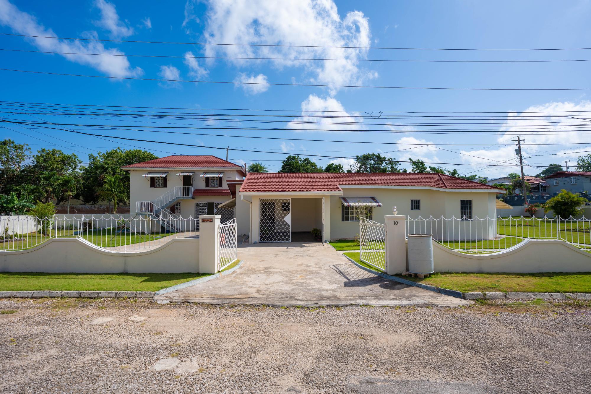 House For Sale: WINT WAY, Mandeville | $62,000,000 photo 3