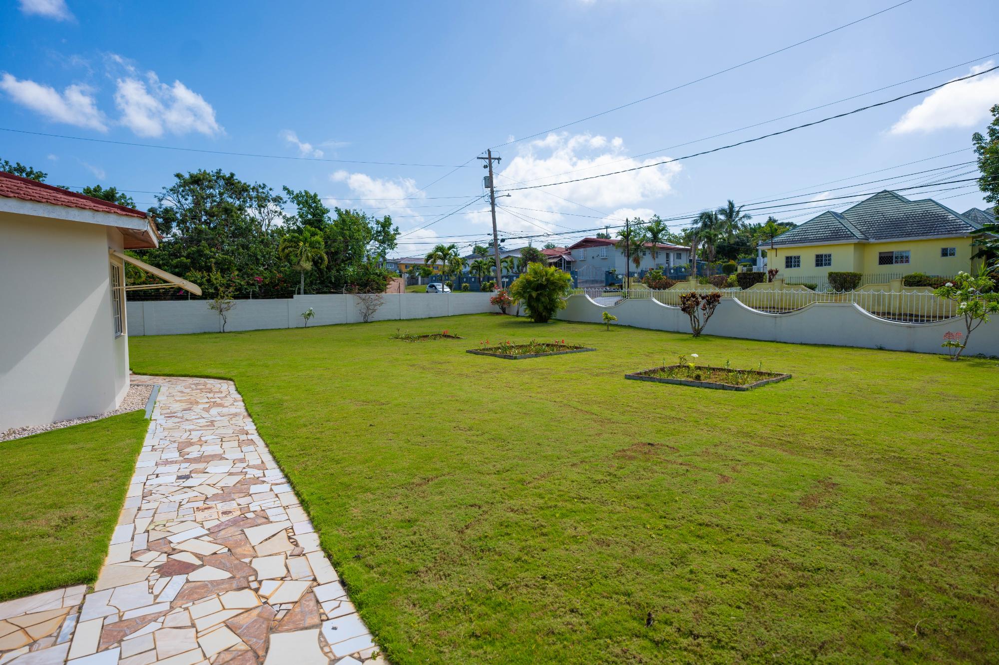 House For Sale: WINT WAY, Mandeville | $62,000,000 photo 6