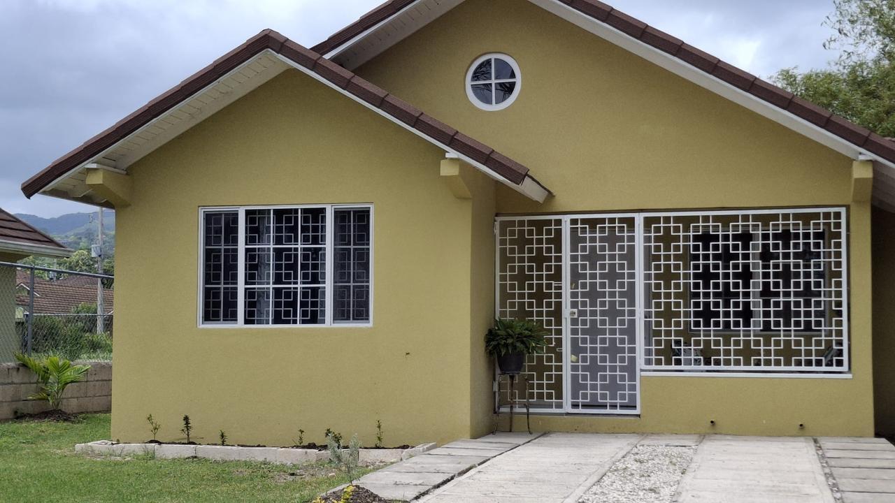 House For Rent: HARTLAND ESTATE, ST ANN, Laughlands | $1,200 photo 2