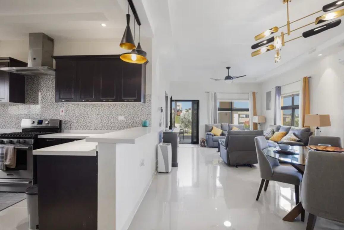 House For Rent: PYRAMID POINT, Ocho Rios | $2,600 photo 4