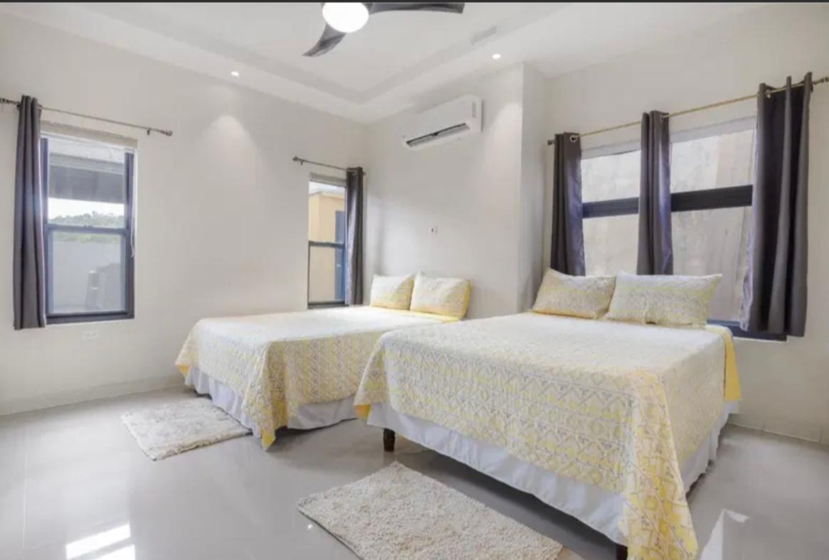 House For Rent: PYRAMID POINT, Ocho Rios | $2,600 photo 6