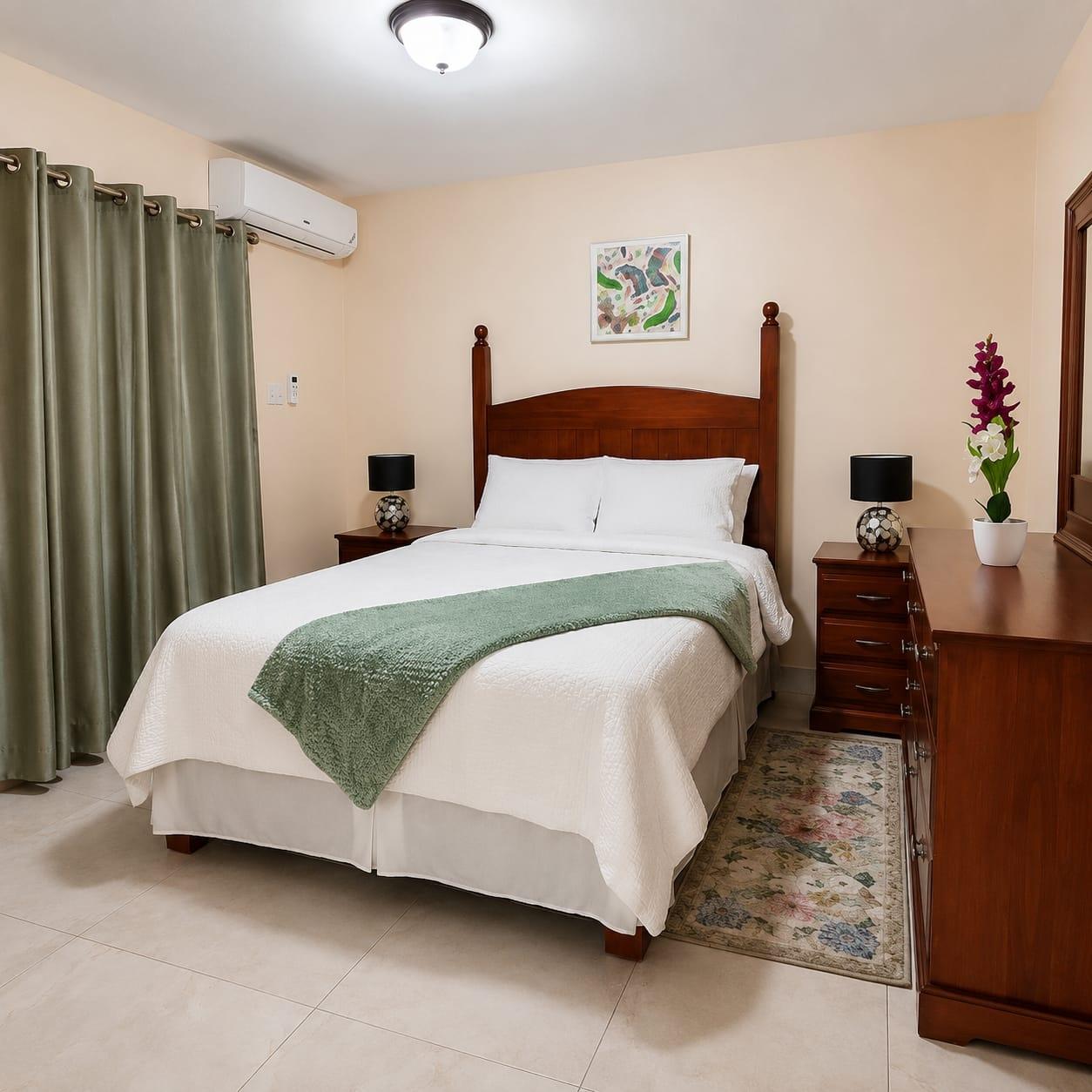 Apartment For Rent: WESTGATE HILLS BOULEVARD, Westgate Hills | $170,000 photo 4