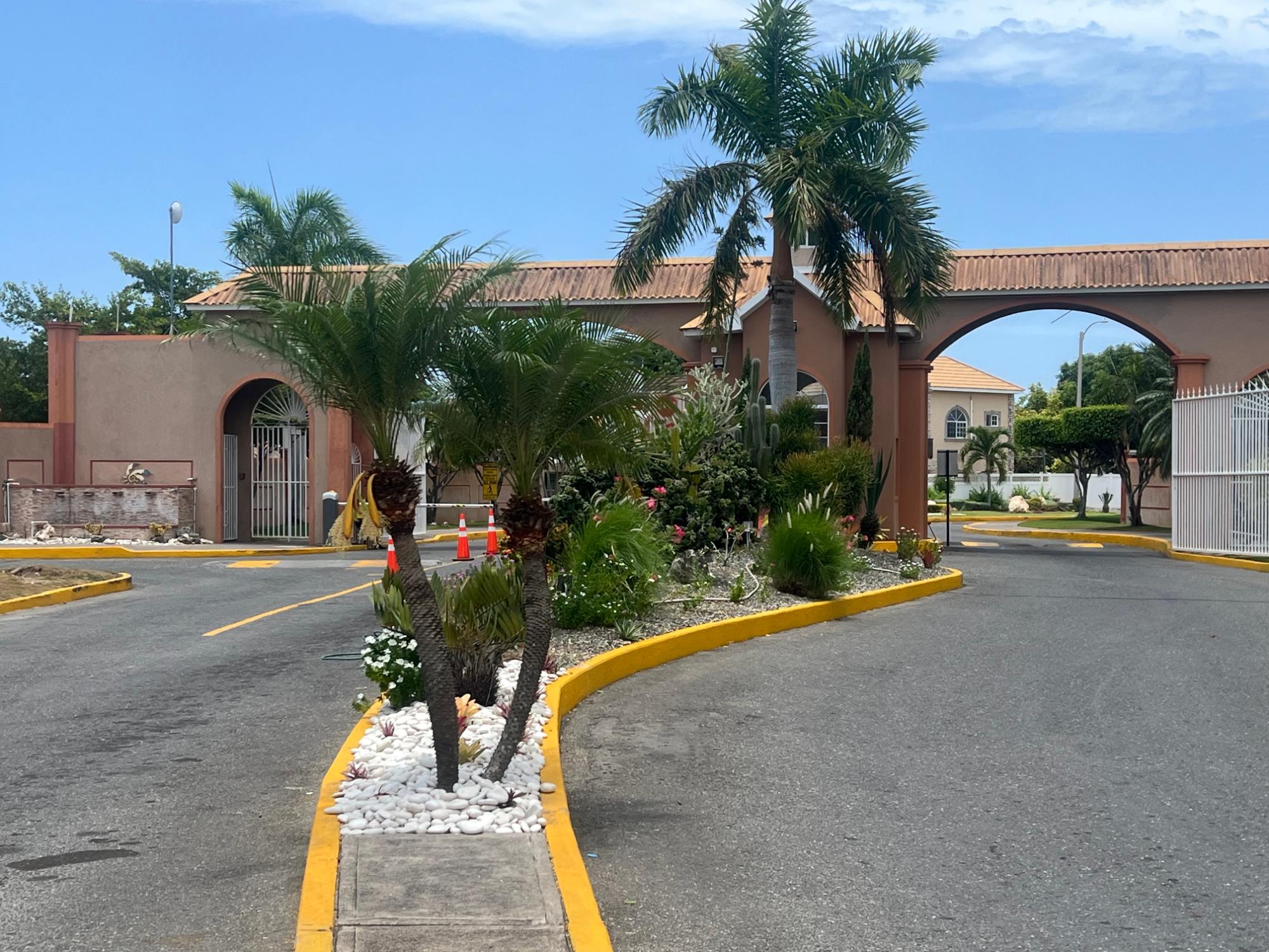 House For Rent: ST. VINCENT BOULEVARD, Caribbean Estates | $170,000 photo 14