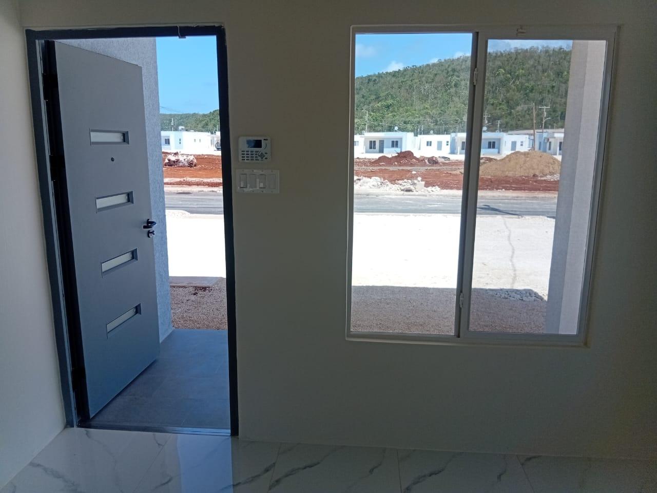 House For Rent: CORAL SPRING ESTATE, Coral Spring | $180,000 photo 3