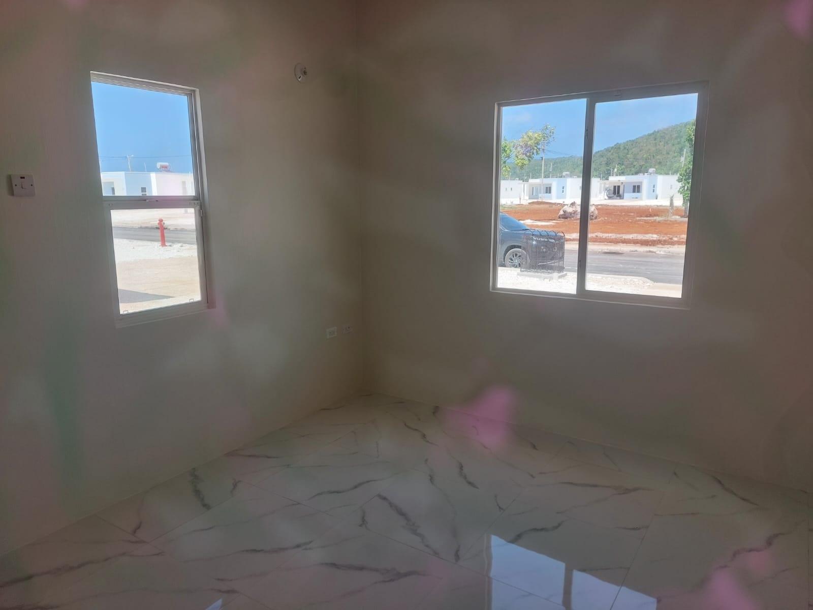 House For Rent: CORAL SPRING ESTATE, Coral Spring | $180,000 photo 14