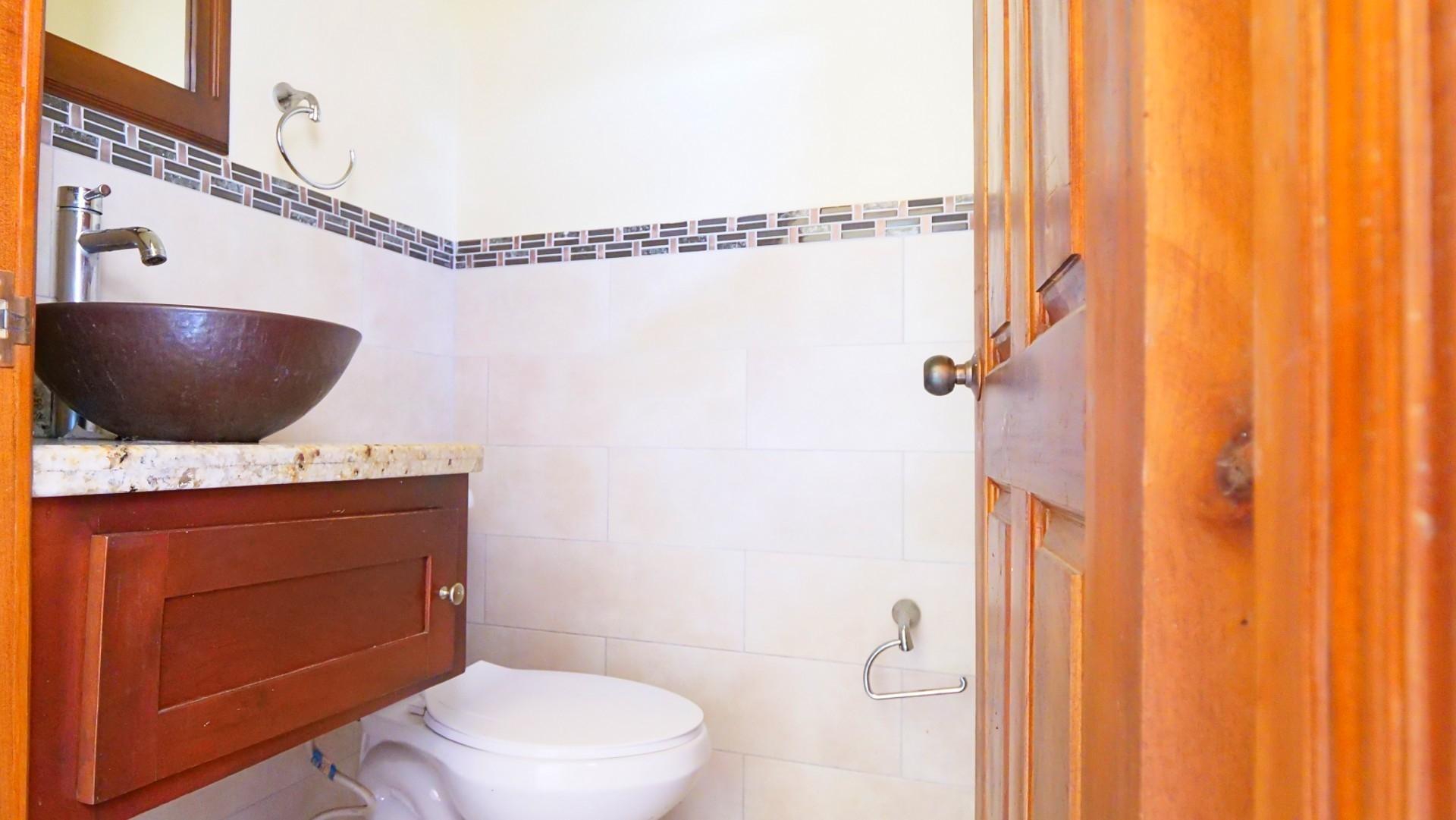 Apartment For Rent: OTTAWA AVENUE, Kingston 6 | $250,000 photo 14