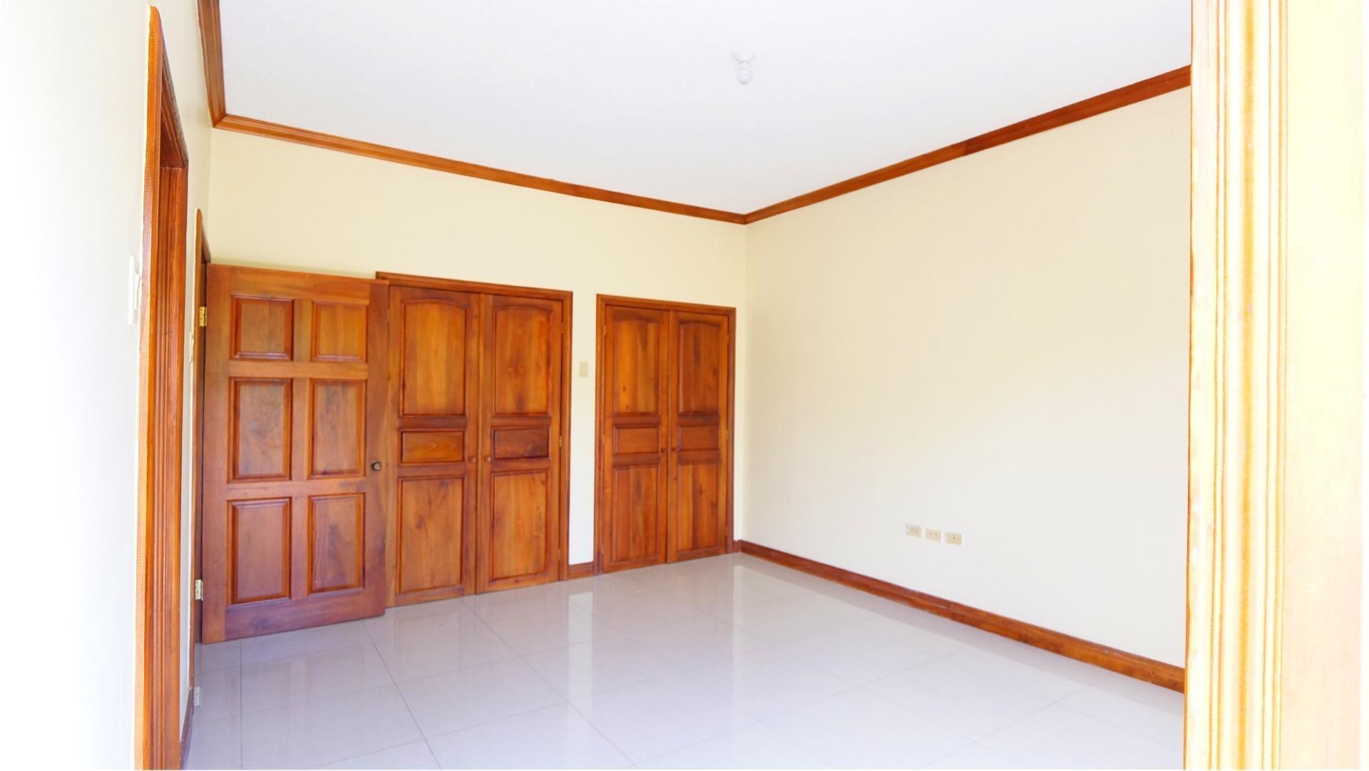 Apartment For Rent: OTTAWA AVENUE, Kingston 6 | $250,000 photo 23