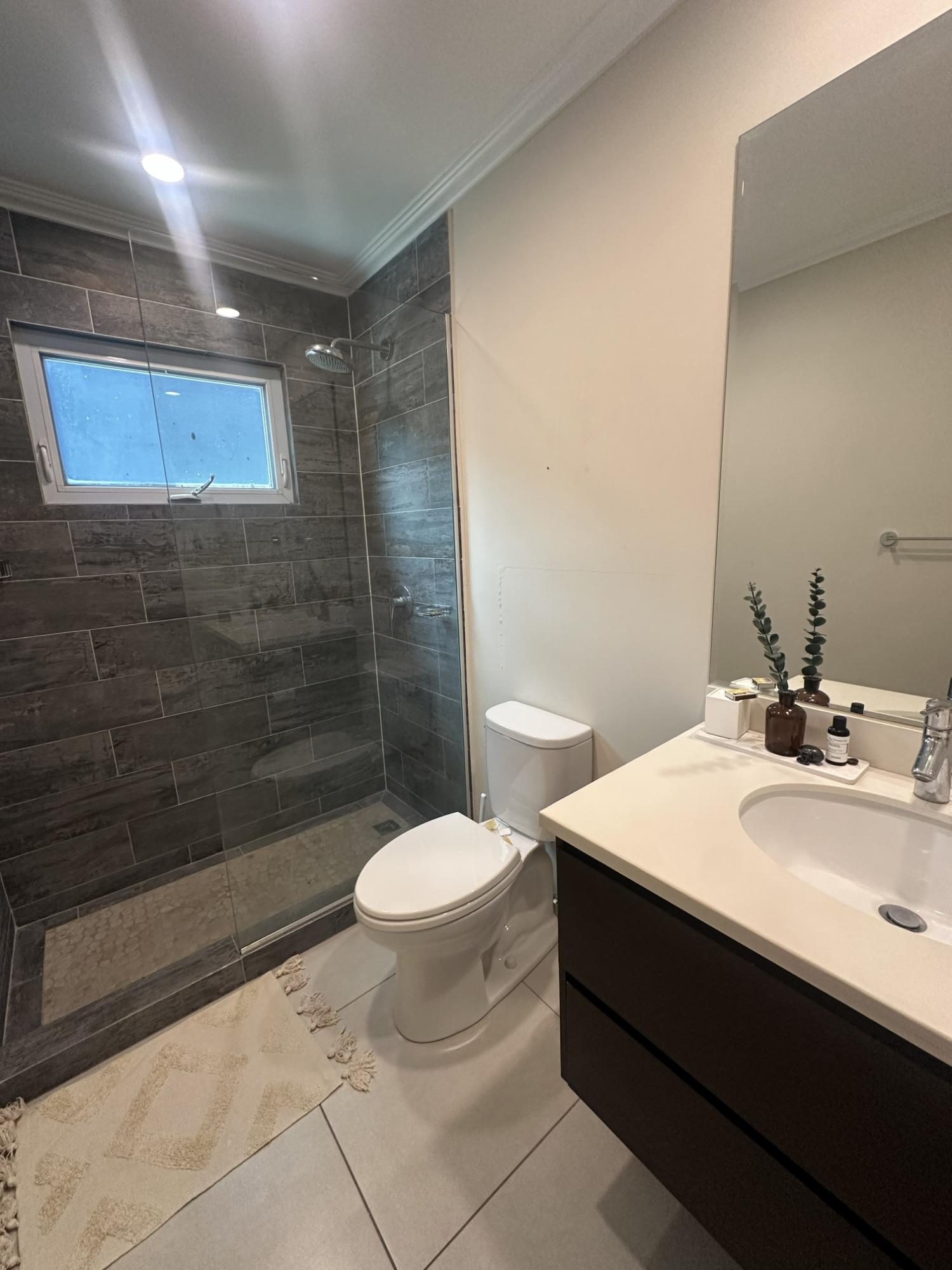 Apartment For Sale: GARDEN CLOSE, Kingston 8 | $495,000 photo 5