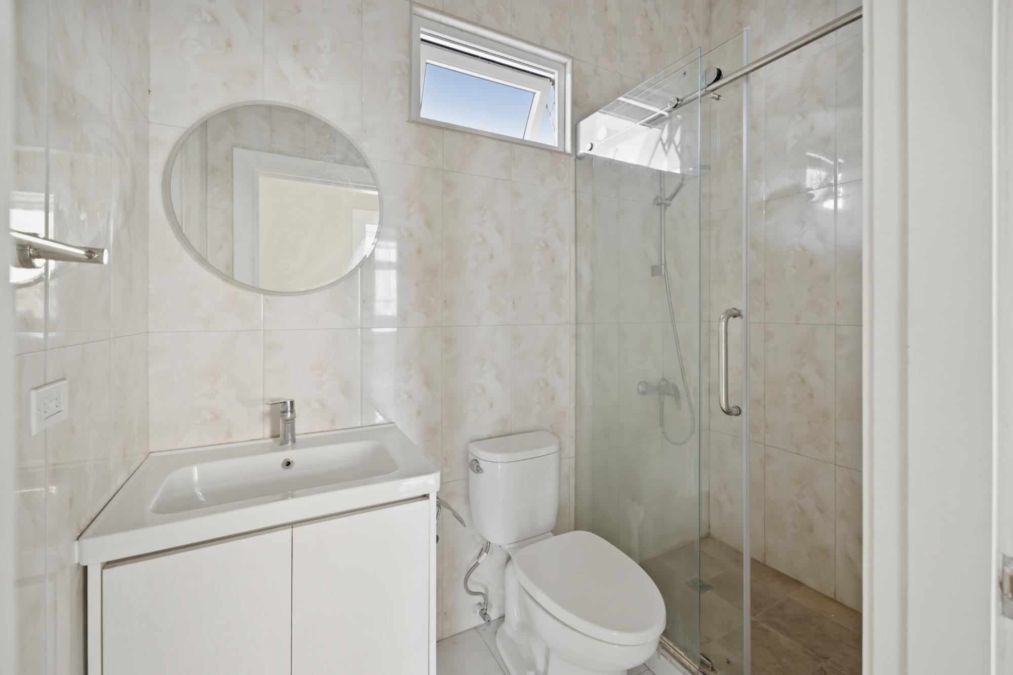 Apartment For Sale: CHARLEMONT AVENUE, Kingston 6 | $47,000,000 photo 9