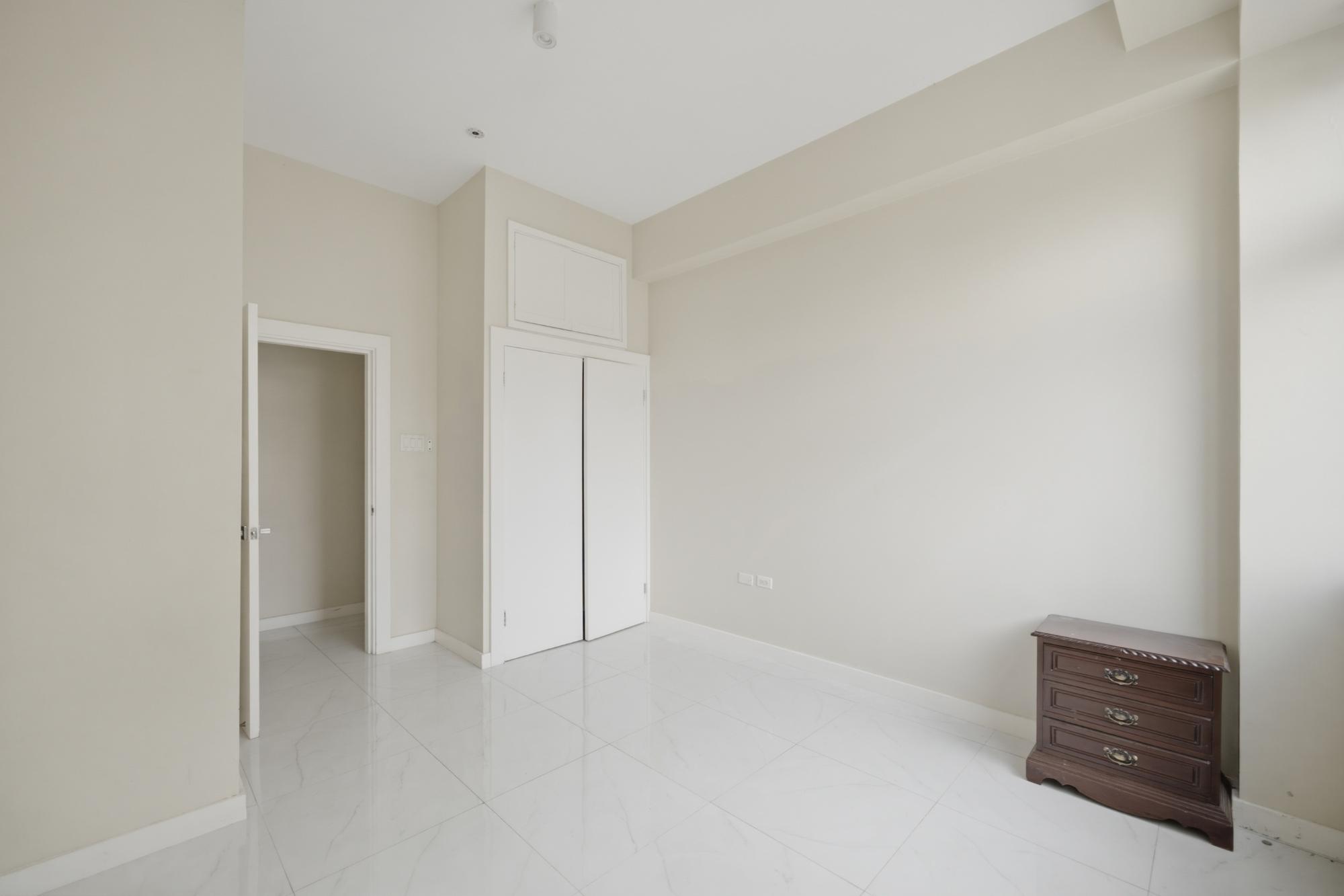 Apartment For Sale: CHARLEMONT AVENUE, Kingston 6 | $47,000,000 photo 10