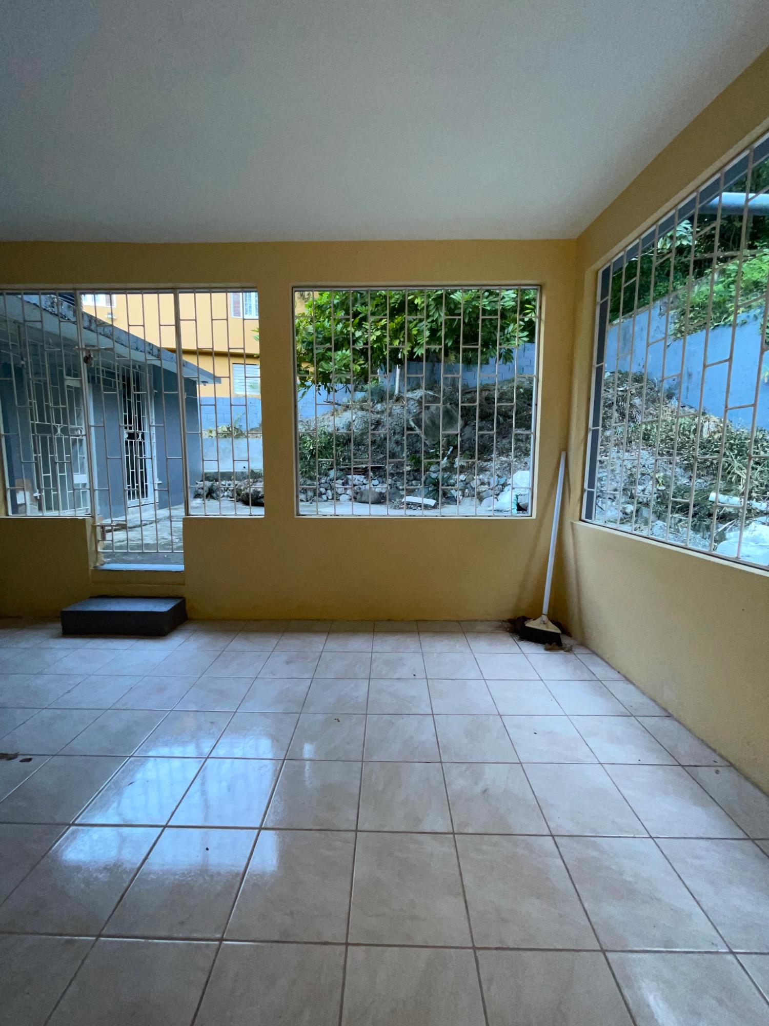House For Sale: WIDCOMBE ROAD, Kingston 6 | $900,000 photo 7