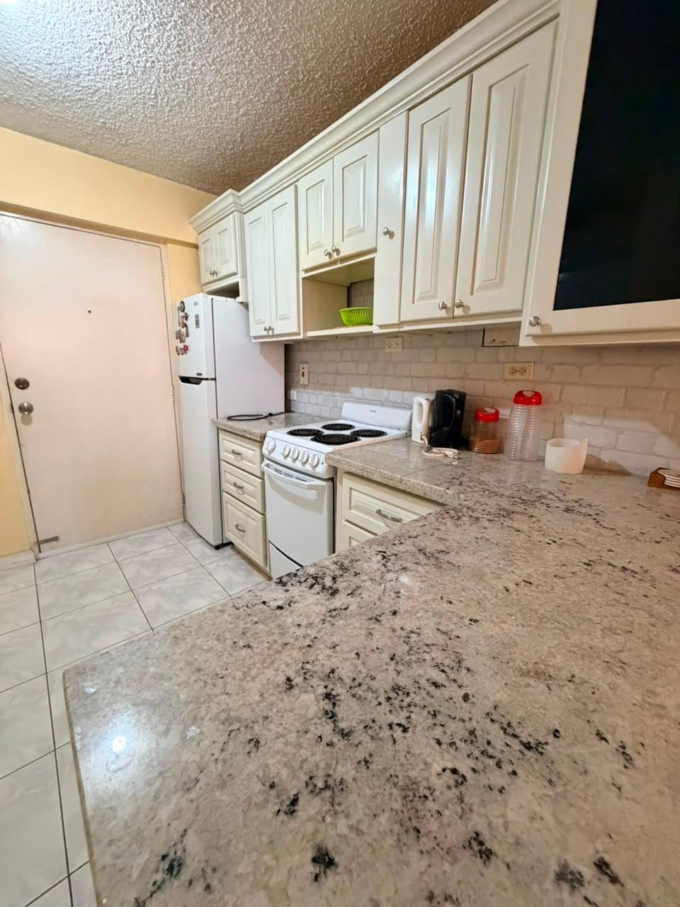 Apartment For Sale: KENSINGTON CRESCENT, Kingston 5 | $25,000,000 photo 2