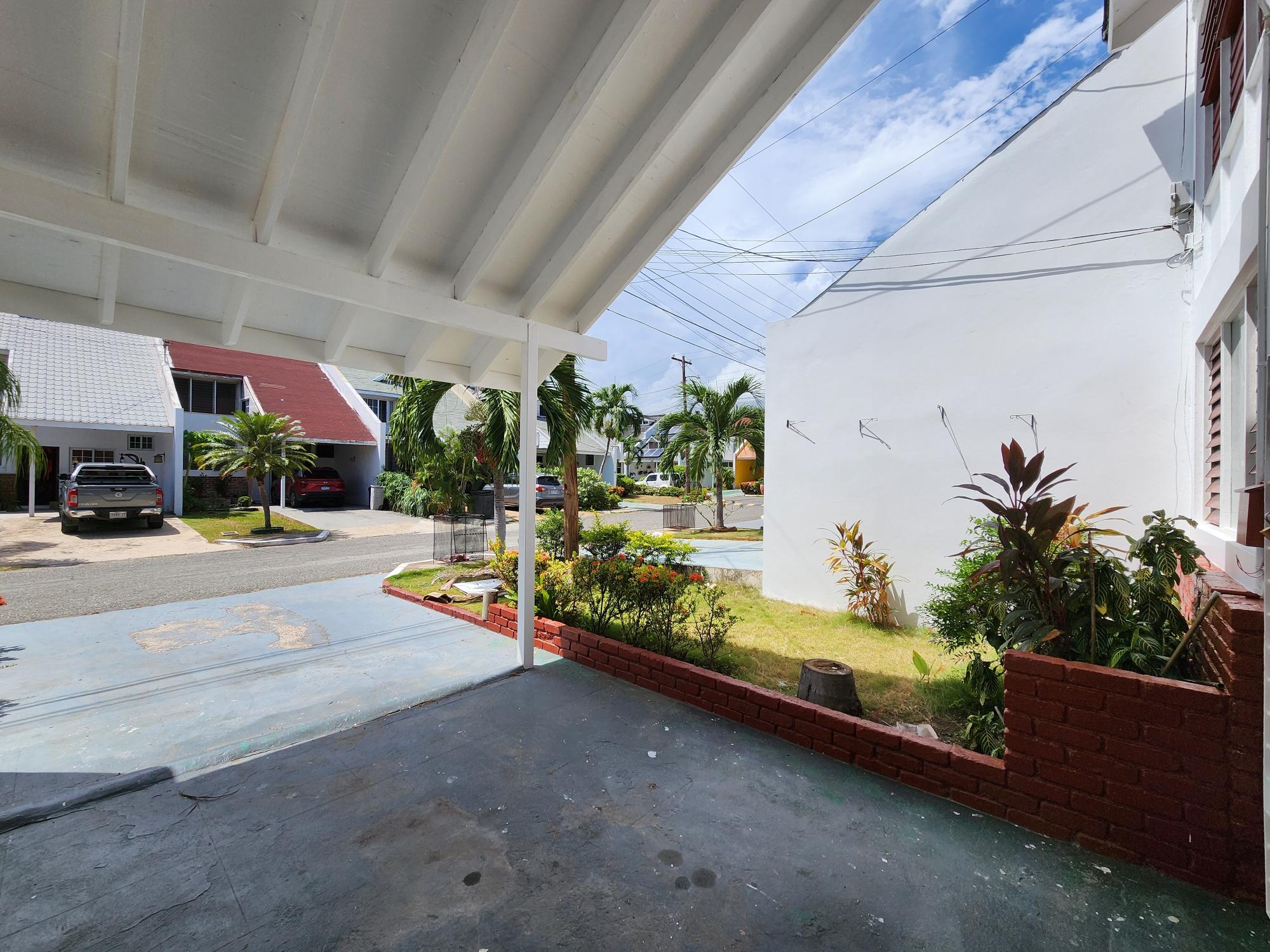 Townhouse For Sale: HAINING CRESCENT, Kingston 5 | $55,000,000 photo 4
