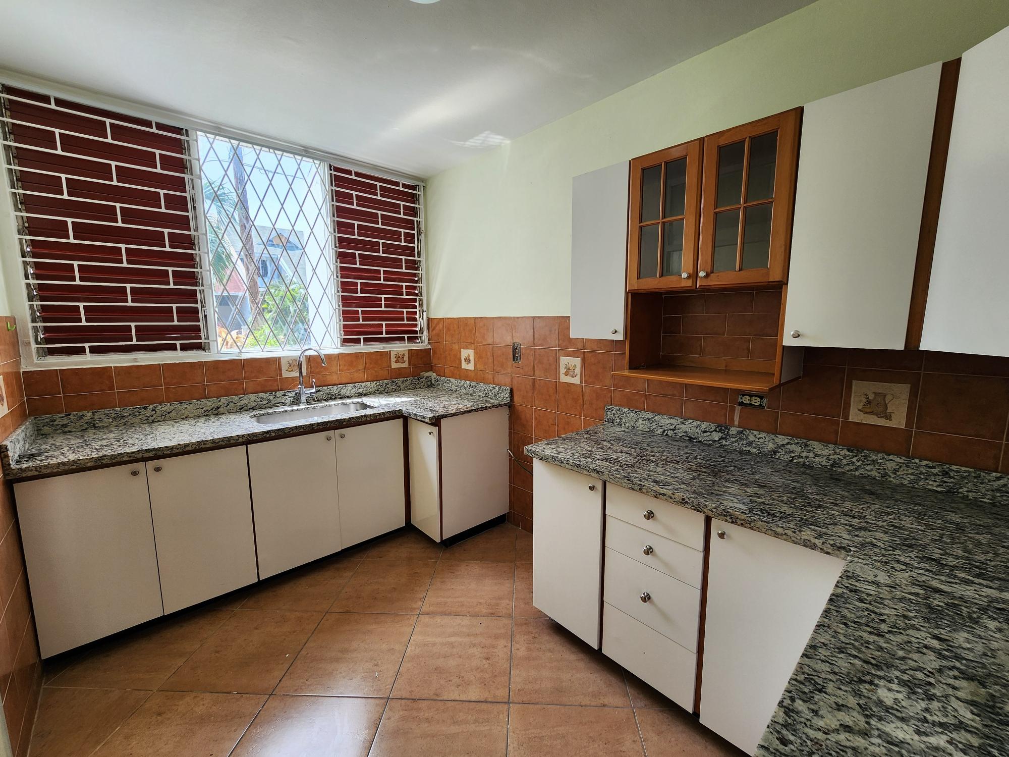 Townhouse For Sale: HAINING CRESCENT, Kingston 5 | $55,000,000 photo 10