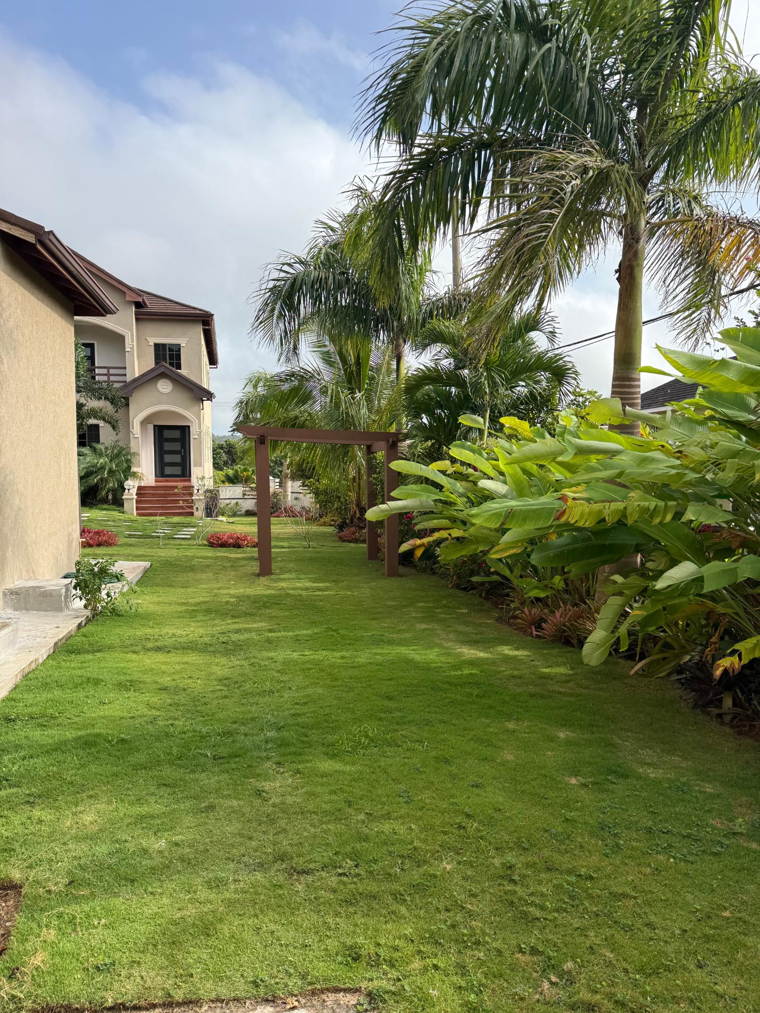 Townhouse For Sale: VILLA ROAD, Mandeville | $500,000 photo 7
