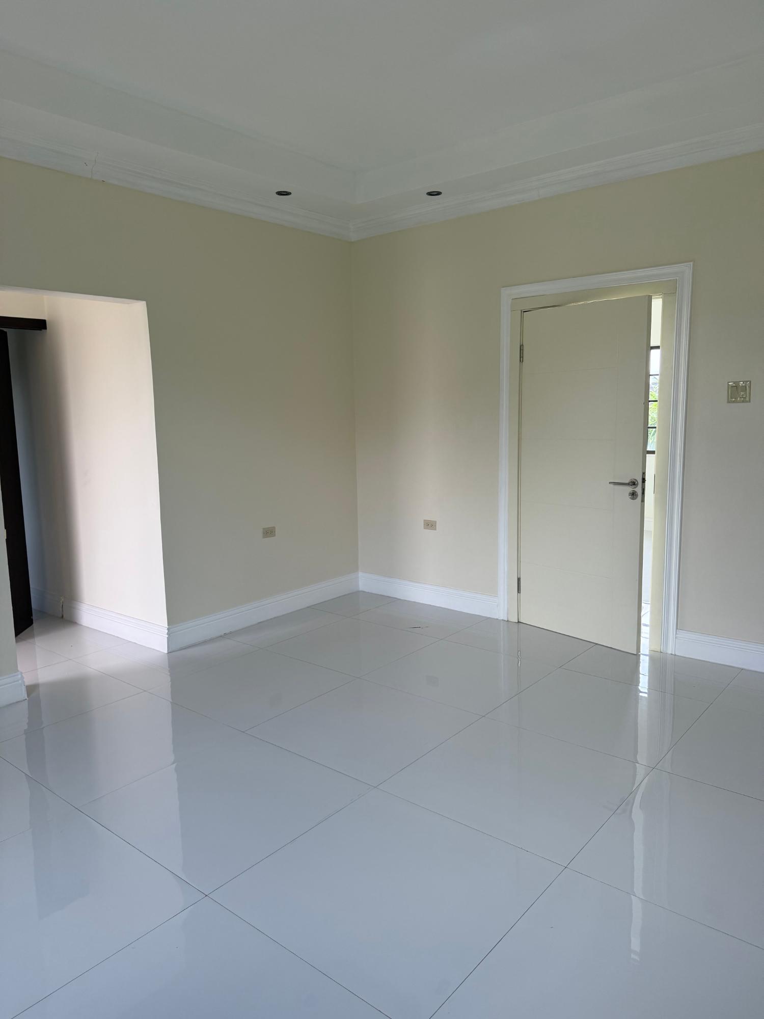 Townhouse For Sale: VILLA ROAD, Mandeville | $500,000 photo 17