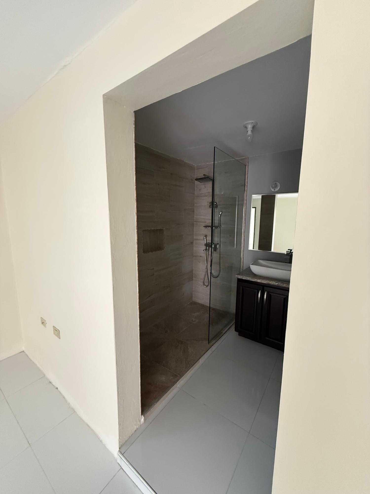Townhouse For Rent: VILLA ROAD, Mandeville | $3,000 photo 7