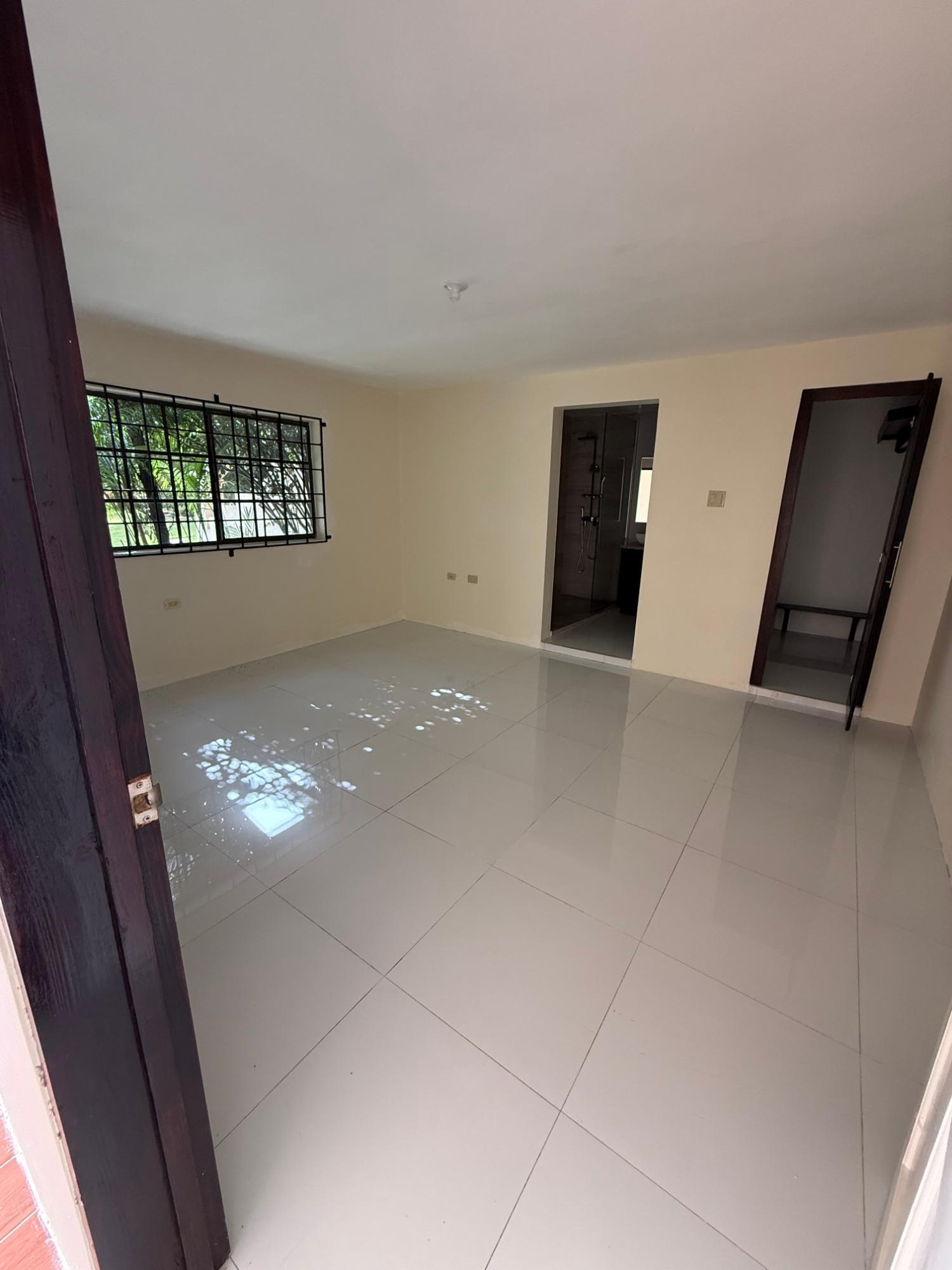 Townhouse For Rent: VILLA ROAD, Mandeville | $3,000 photo 8