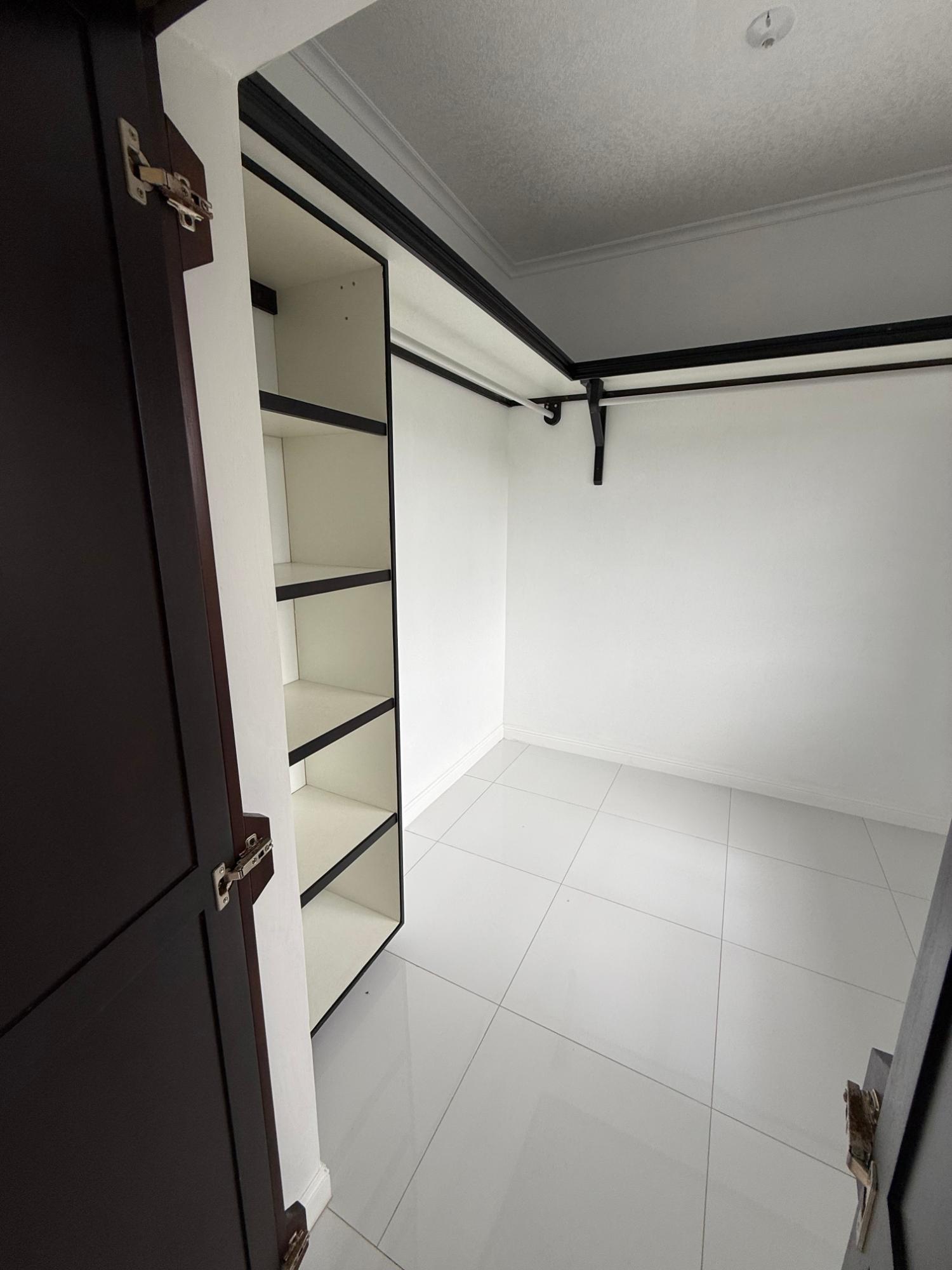 Townhouse For Rent: VILLA ROAD, Mandeville | $3,000 photo 9