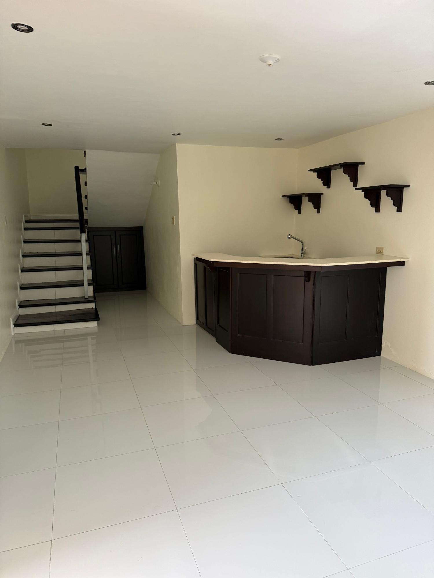 Townhouse For Rent: VILLA ROAD, Mandeville | $3,000 photo 19