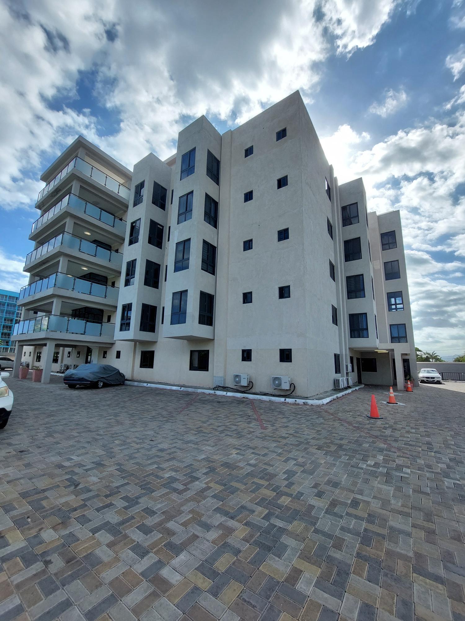 Apartment For Rent: 1 ARGYLE ROAD, Kingston 5 | $2,200 photo 5