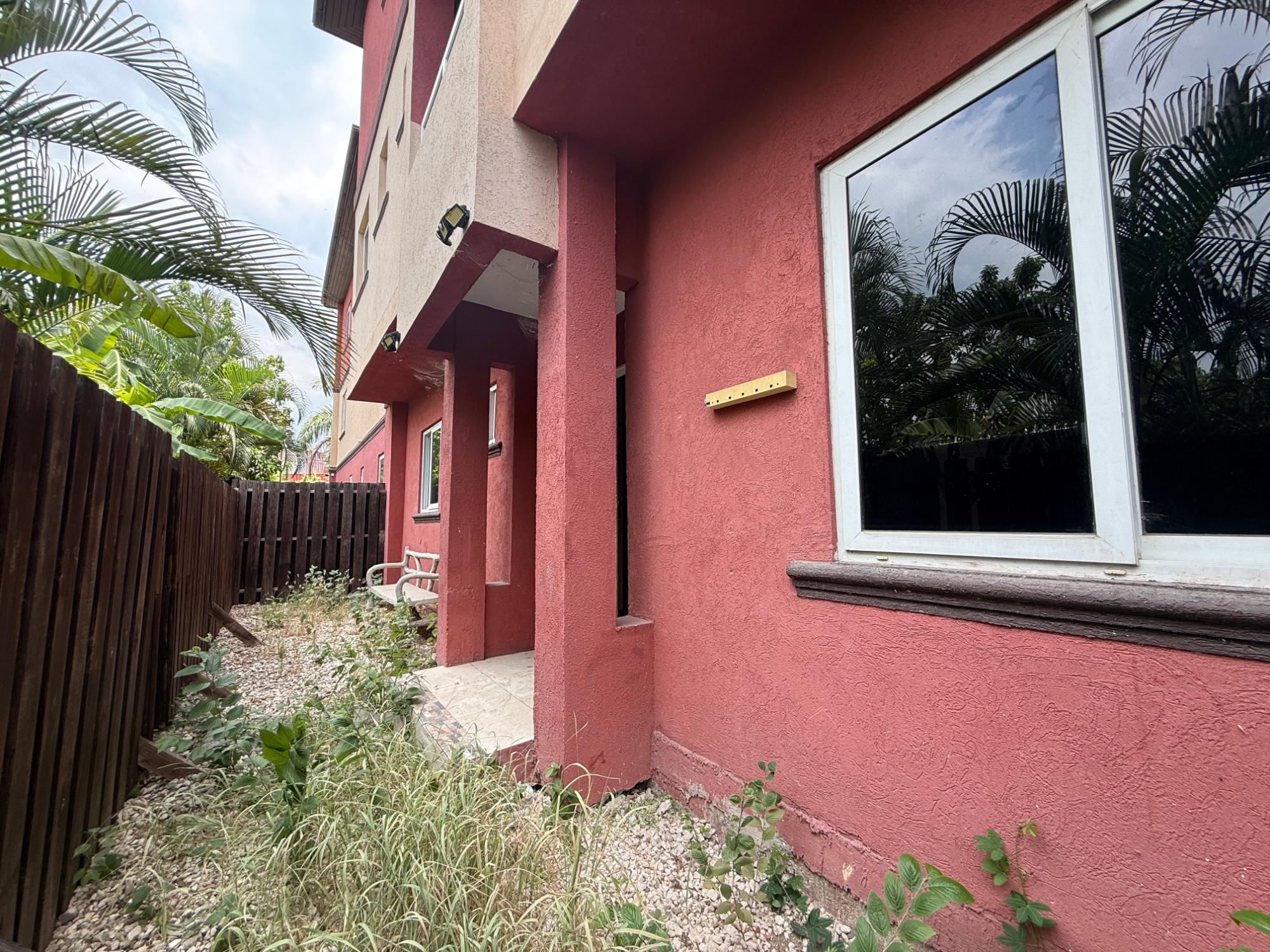 Apartment For Rent: 9 11 WASHINGTON CLOSE, Kingston 8 | $180,000 photo 9