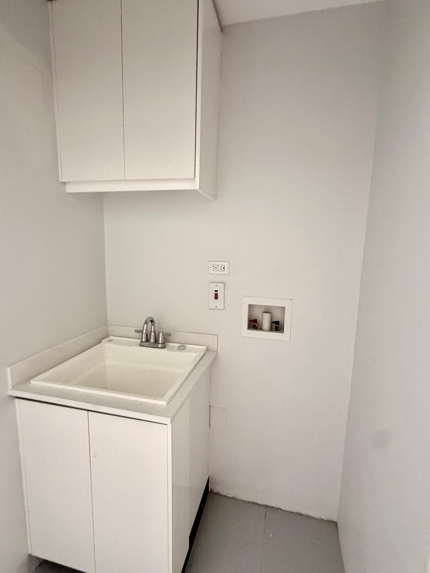Apartment For Rent: DULWICH DRIVE, Kingston 8 | $150,000 photo 12
