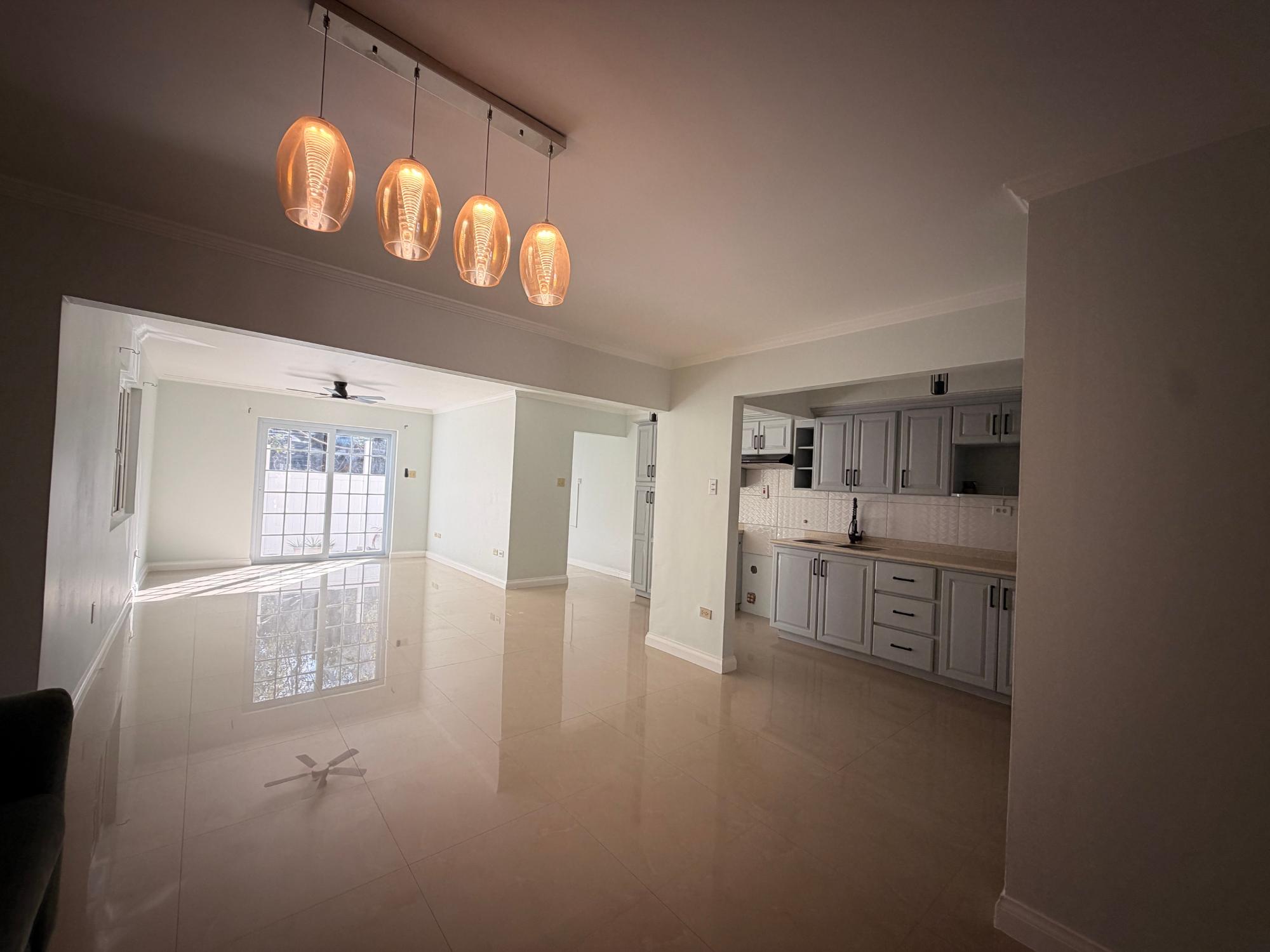 Townhouse For Rent: EAST MOUNTAIN PRIDE AVE, Kingston 6 | $260,000