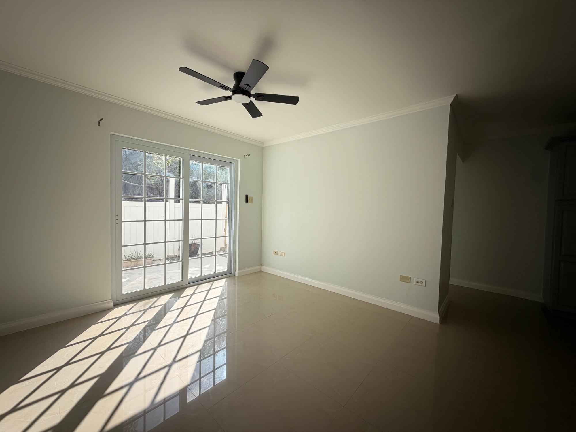 Townhouse For Rent: EAST MOUNTAIN PRIDE AVE, Kingston 6 | $260,000 photo 14