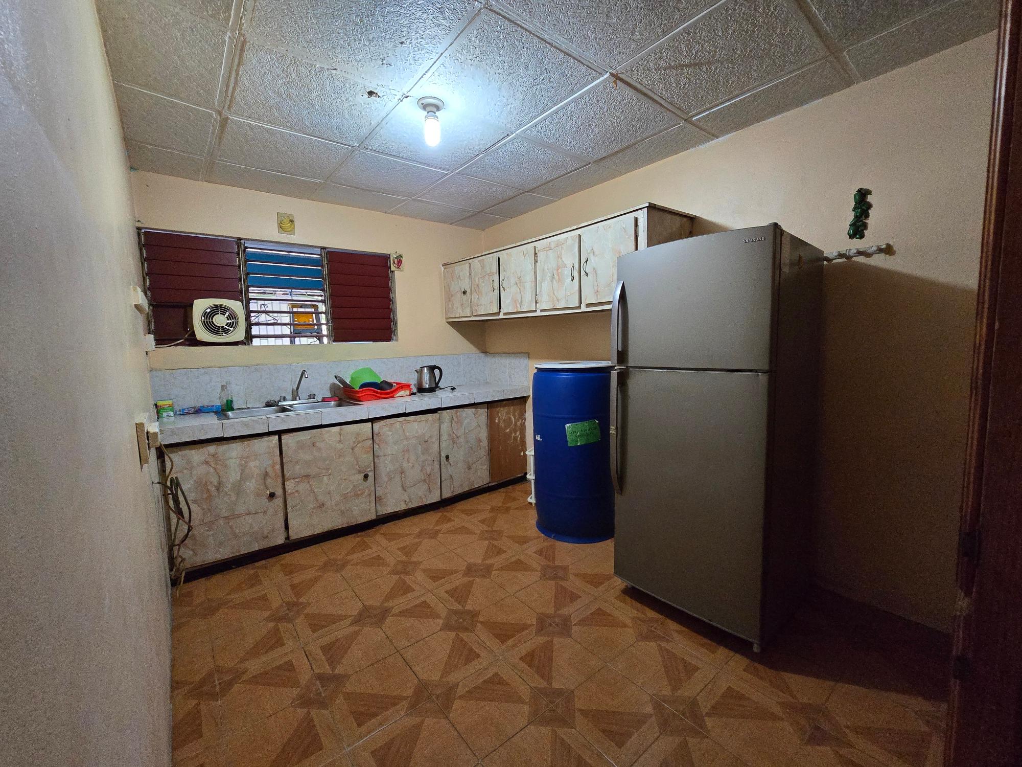House For Sale: VALERIE CRESCENT, Spanish Town | $22,000,000 photo 9