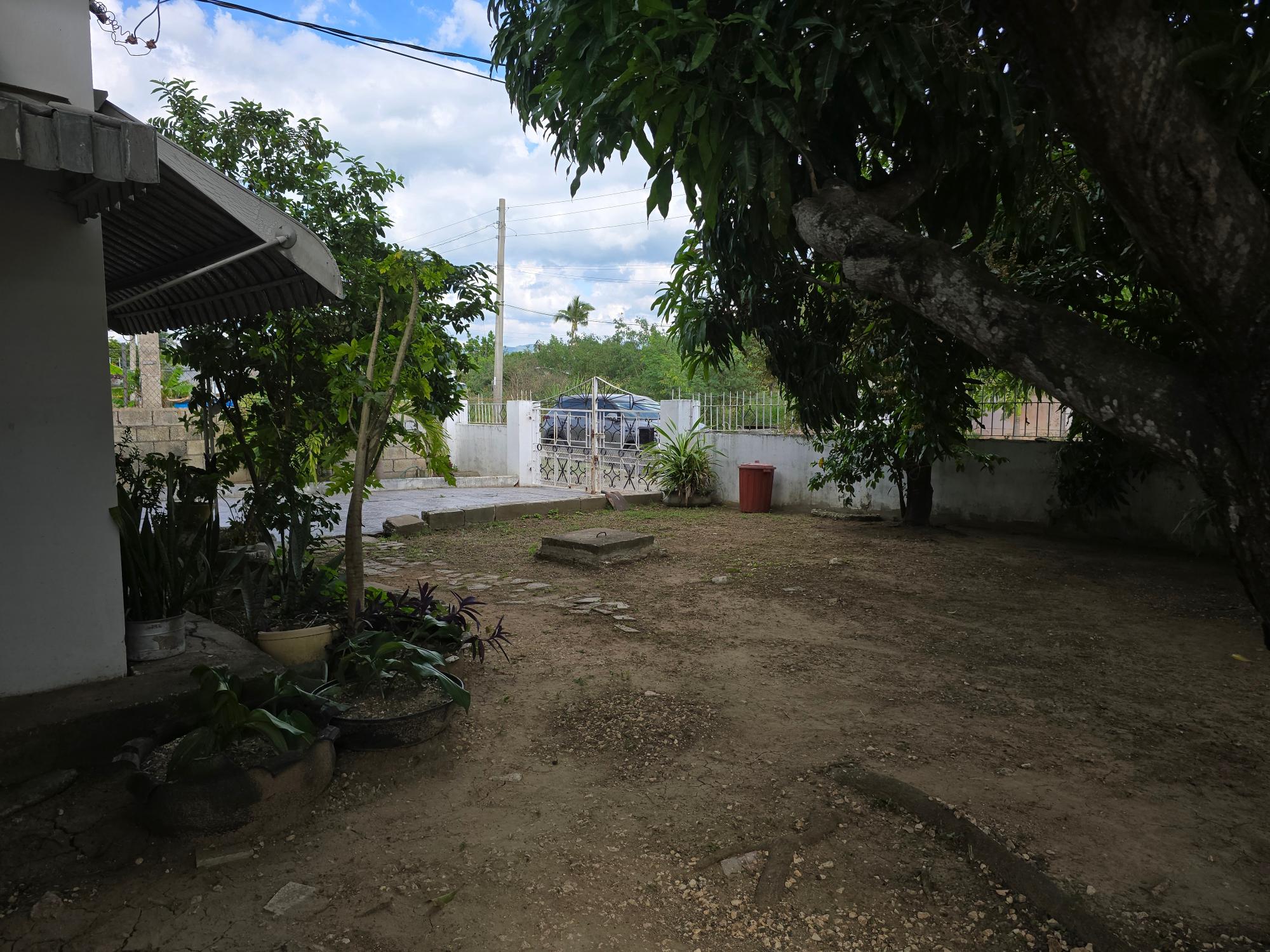 House For Sale: VALERIE CRESCENT, Spanish Town | $22,000,000 photo 24