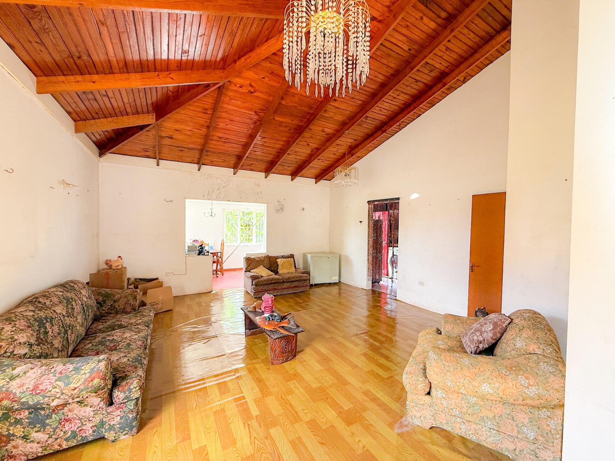 House For Sale: GREENWOOD AVE, ST JAMES, Montego Bay | $48,000,000 photo 6