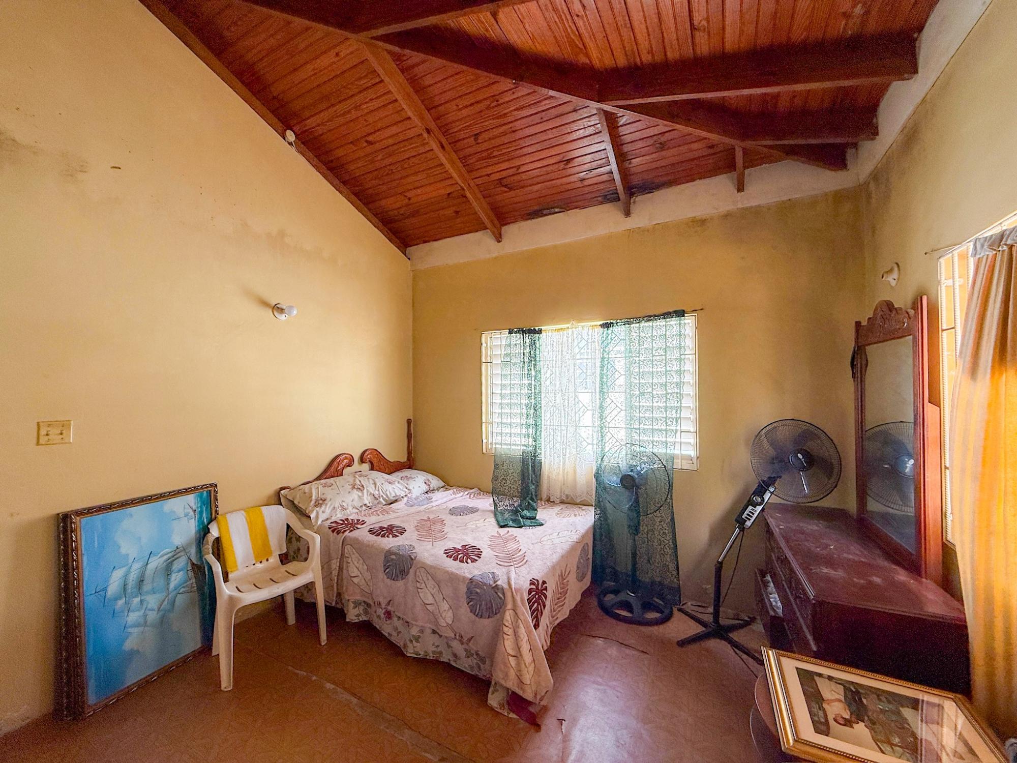House For Sale: GREENWOOD AVE, ST JAMES, Montego Bay | $48,000,000 photo 14